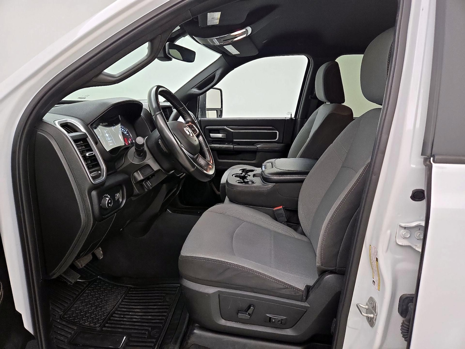 Power Seat(s) & Side Airbags