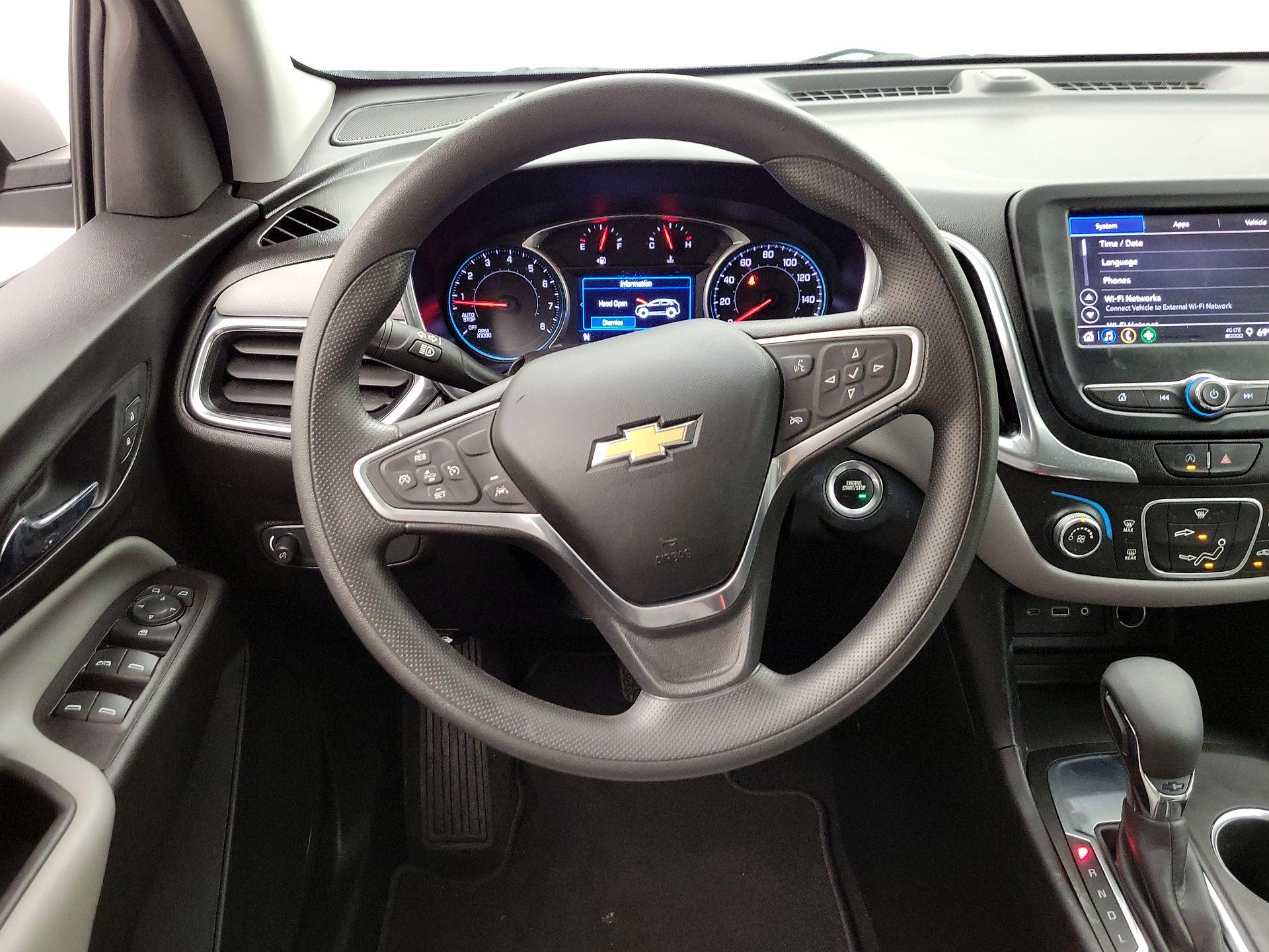 Thumbnail: 2022 Chevrolet Equinox - 10