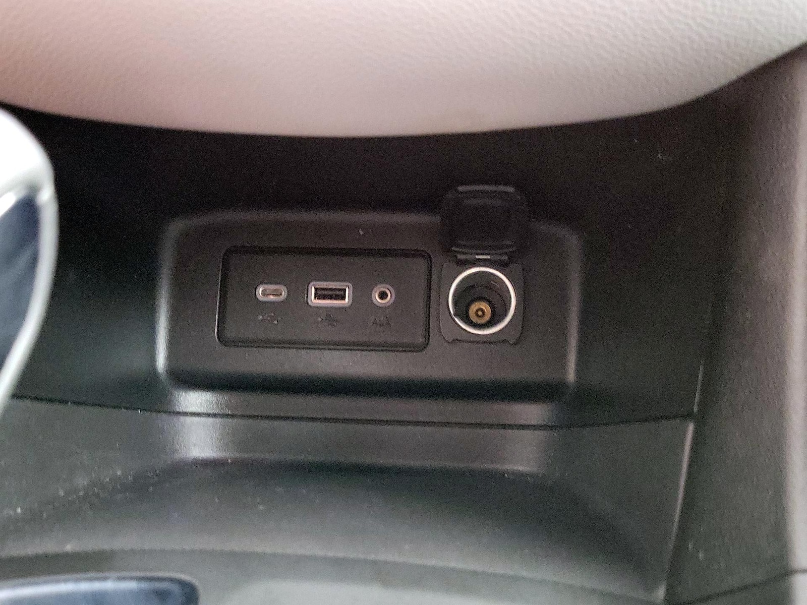 2022 Chevrolet Equinox LT - Photo 19