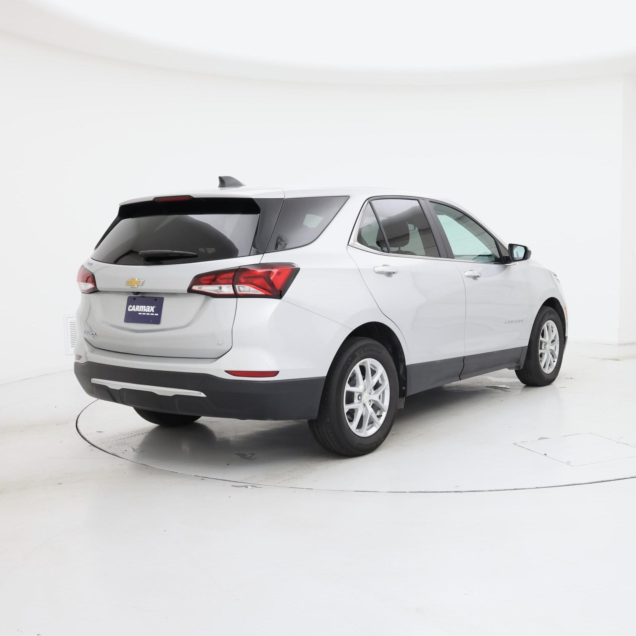 Thumbnail: 2022 Chevrolet Equinox - 8