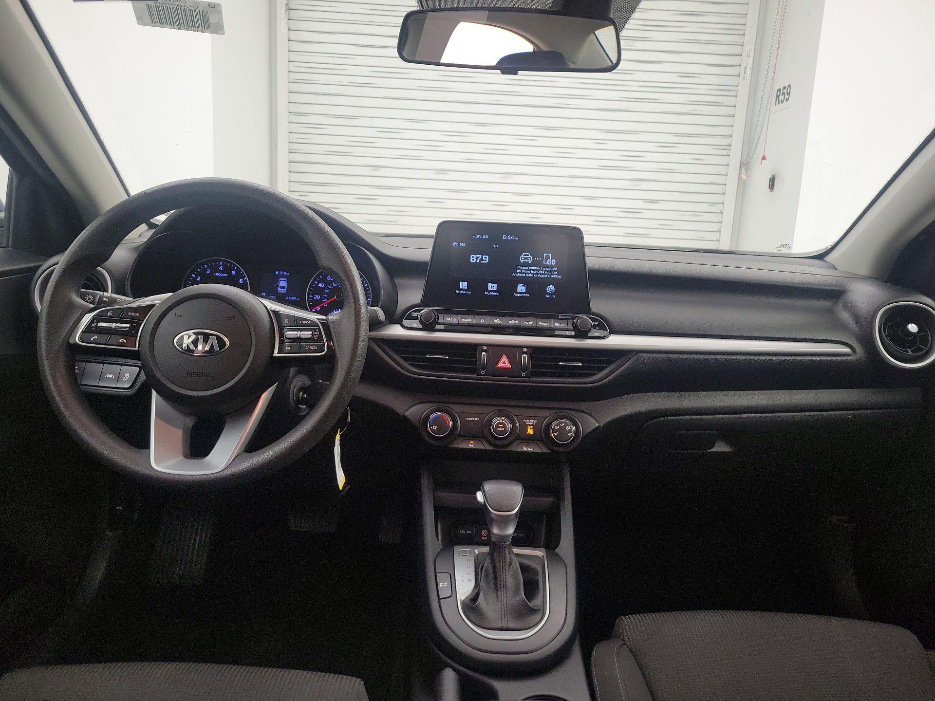 Thumbnail: 2021 Kia Forte - 9