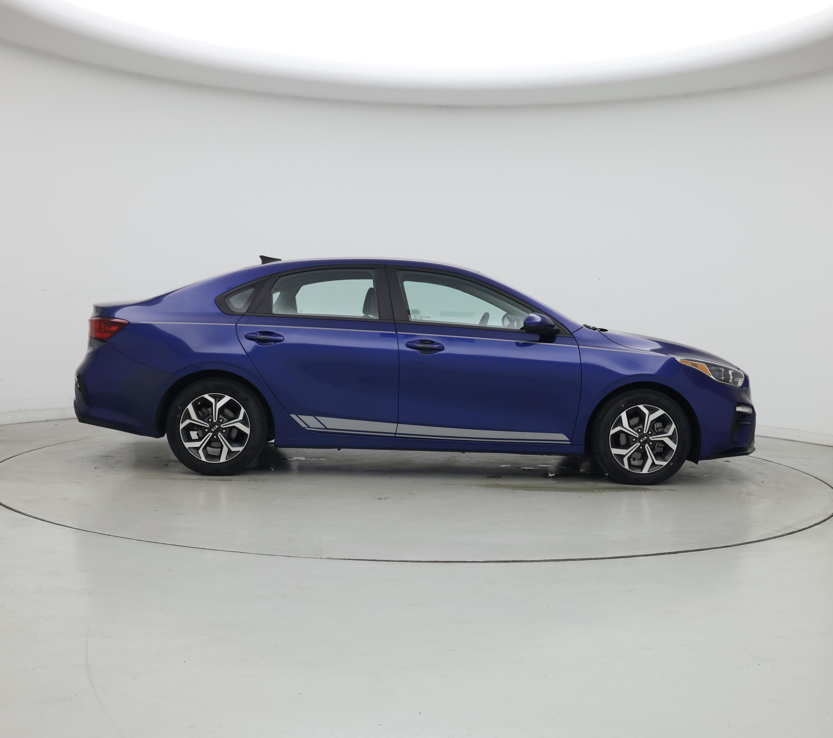 Thumbnail: 2021 Kia Forte - 7