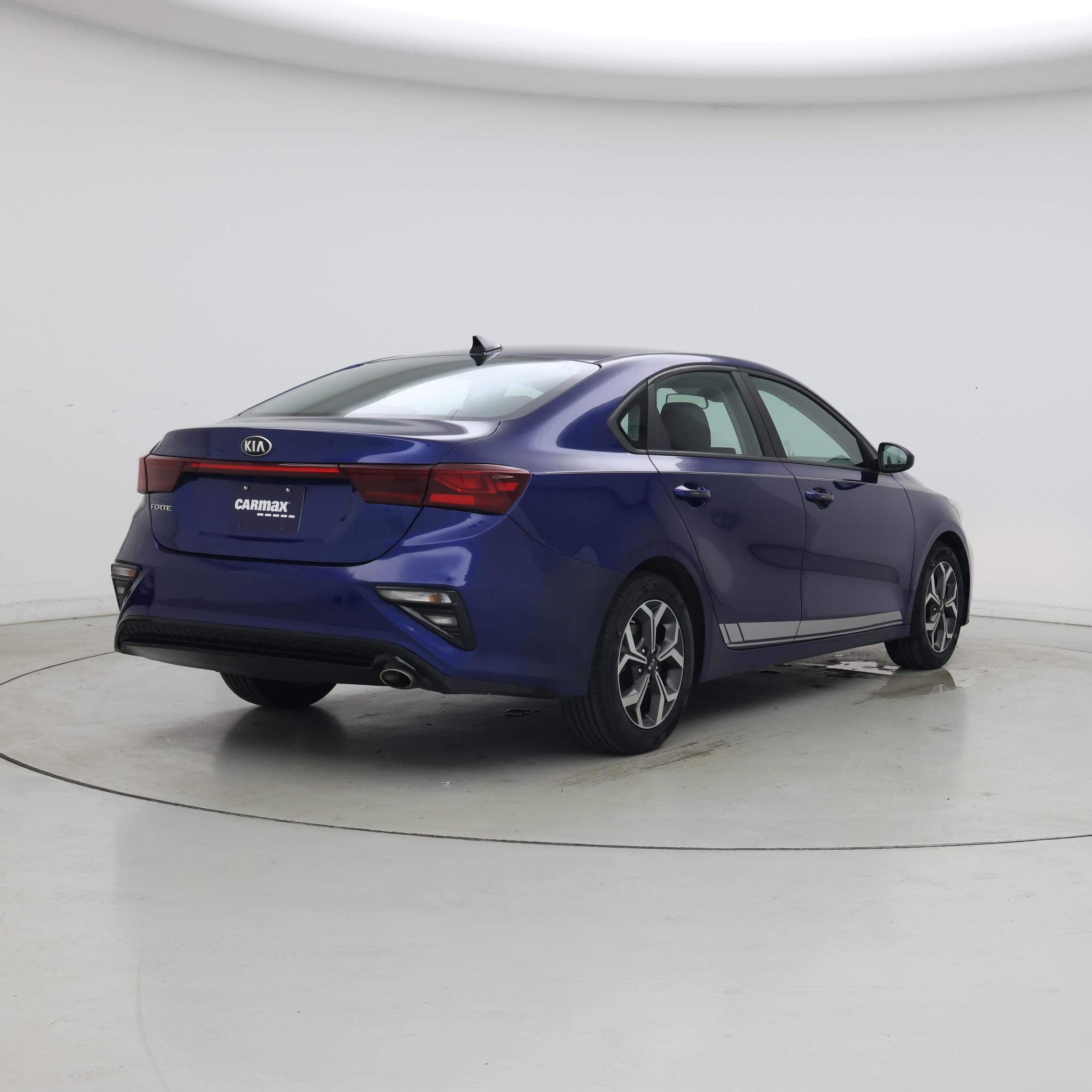 Thumbnail: 2021 Kia Forte - 8