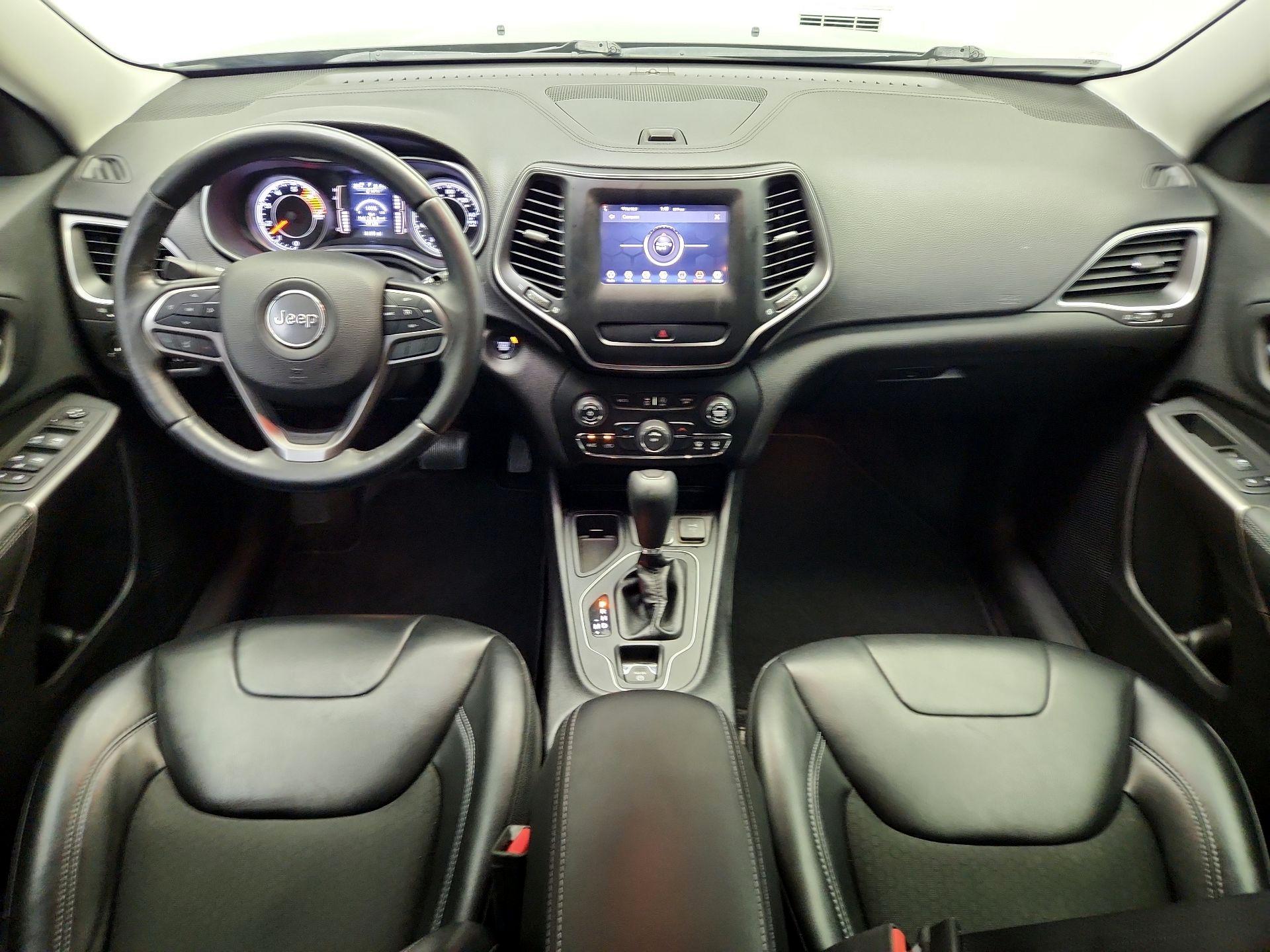 Thumbnail: 2019 Jeep Cherokee - 9