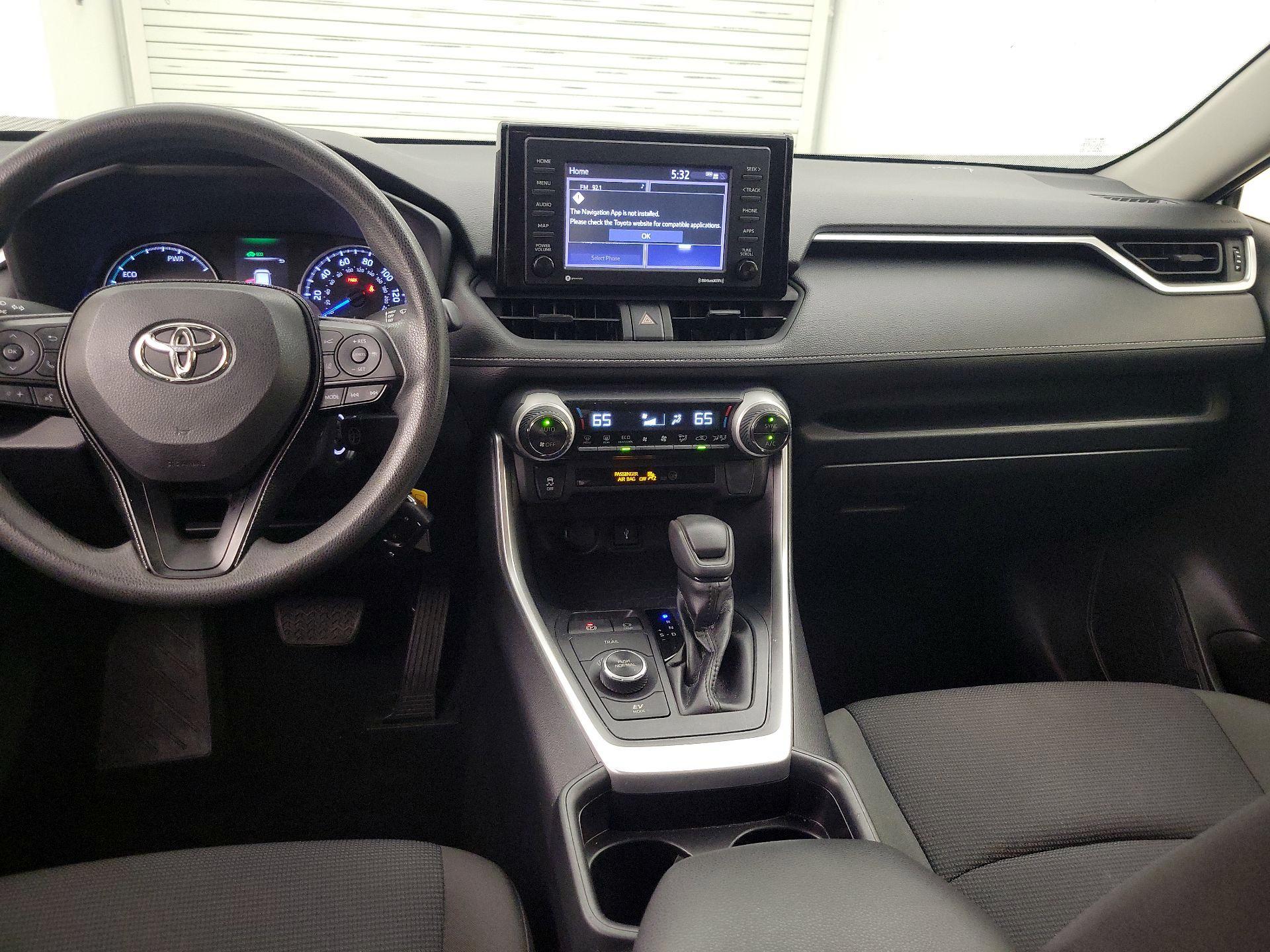 Thumbnail: 2020 Toyota RAV4 - 9