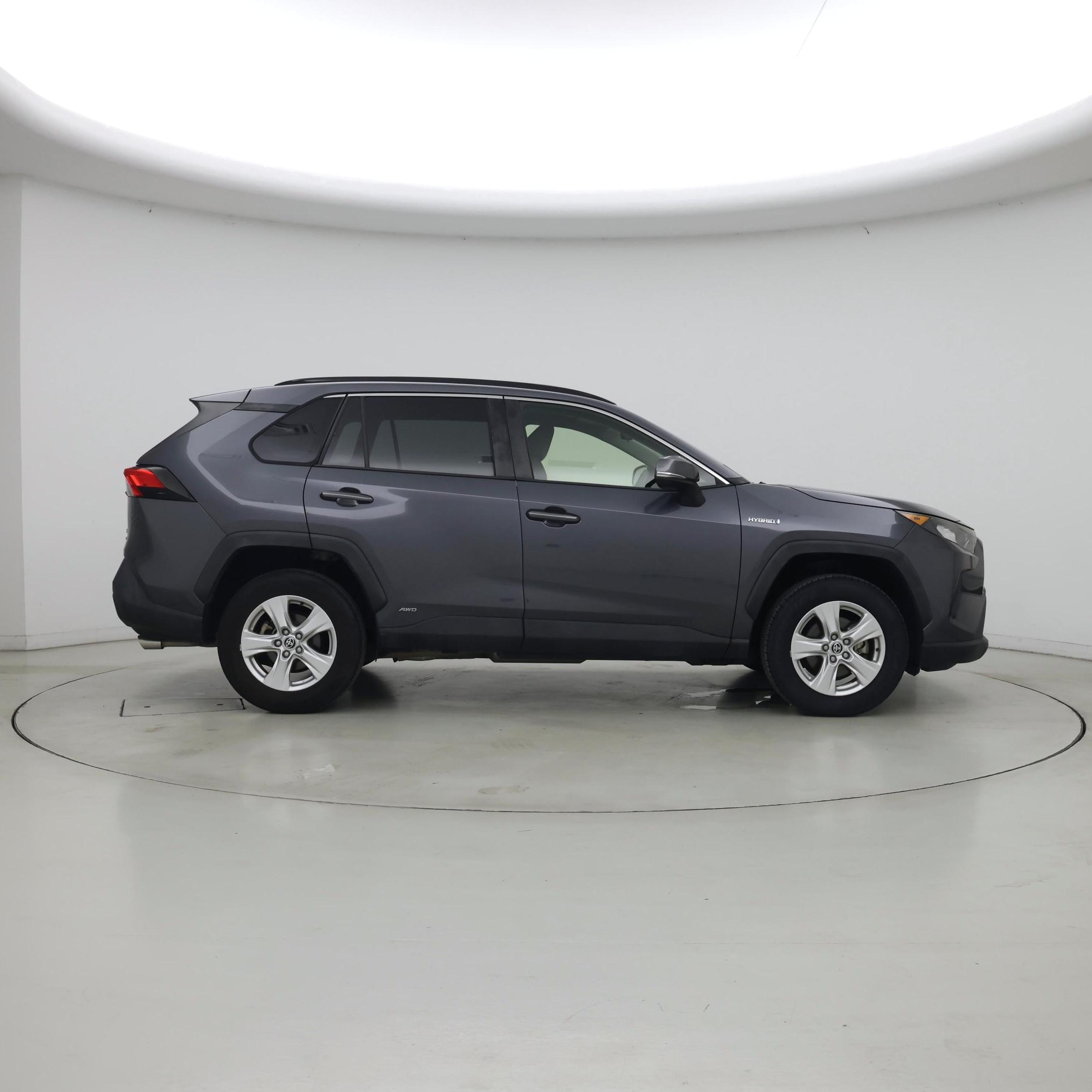 Thumbnail: 2020 Toyota RAV4 - 7