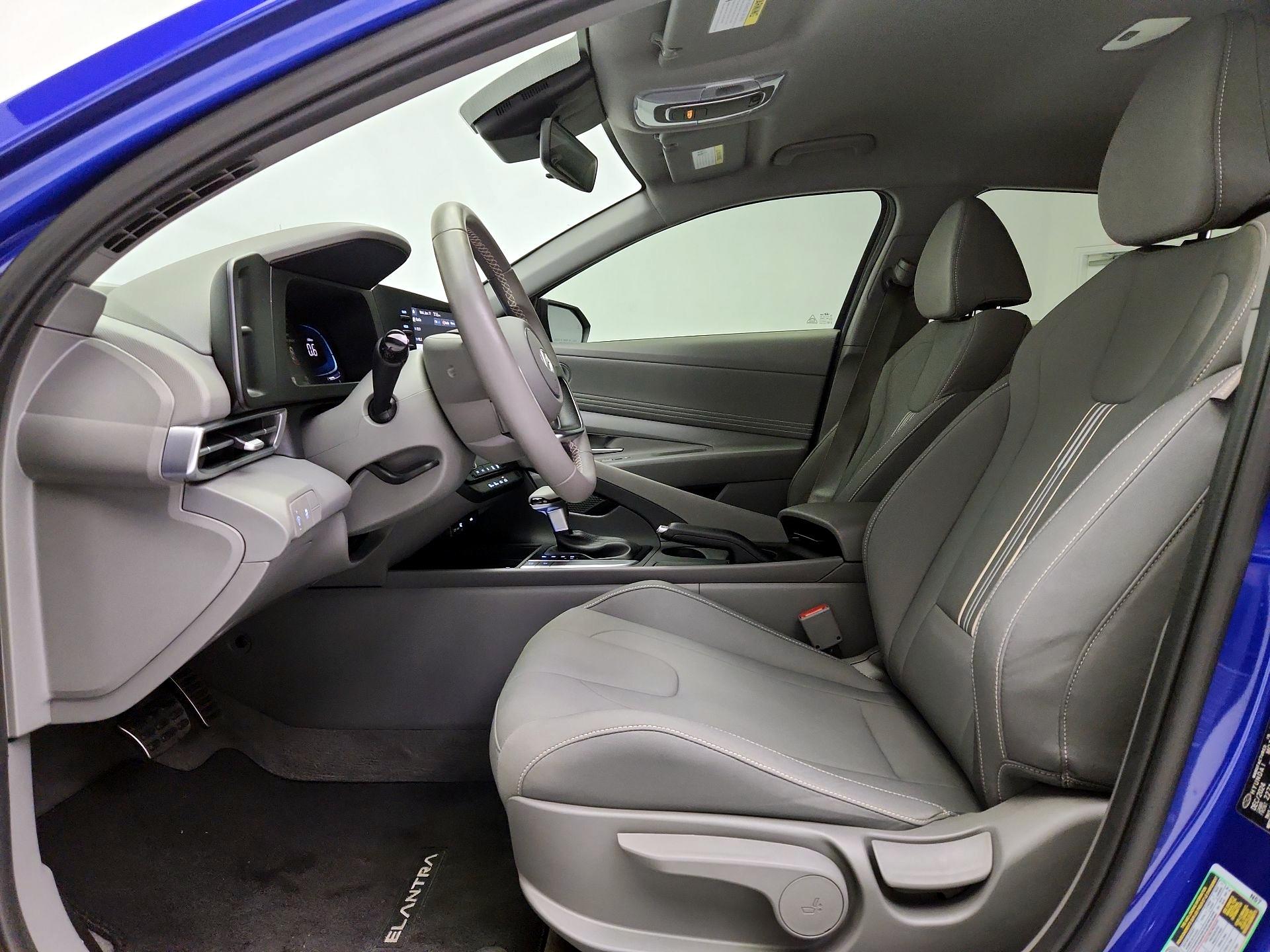 Thumbnail: 2025 Hyundai Elantra - 11