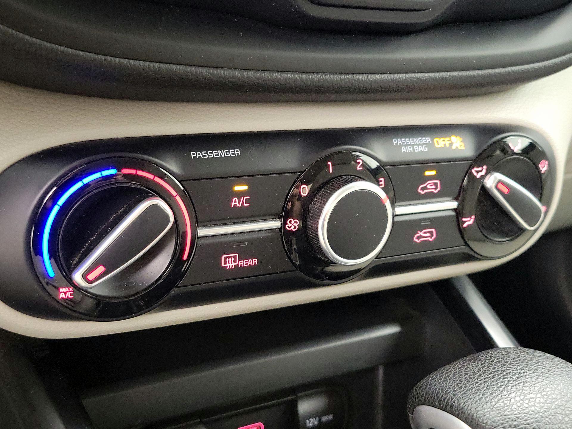 Thumbnail: 2021 Kia Soul - 16