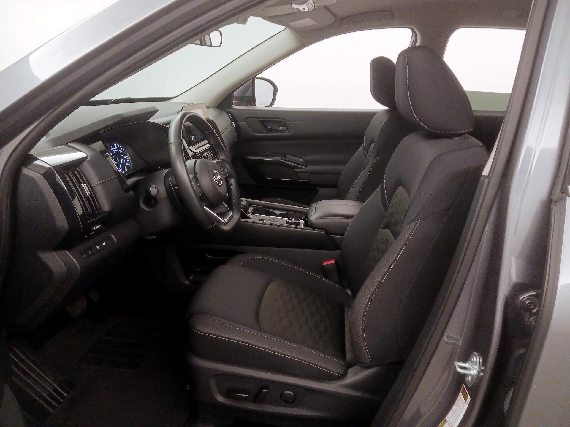 Thumbnail: 2025 Nissan Pathfinder - 11