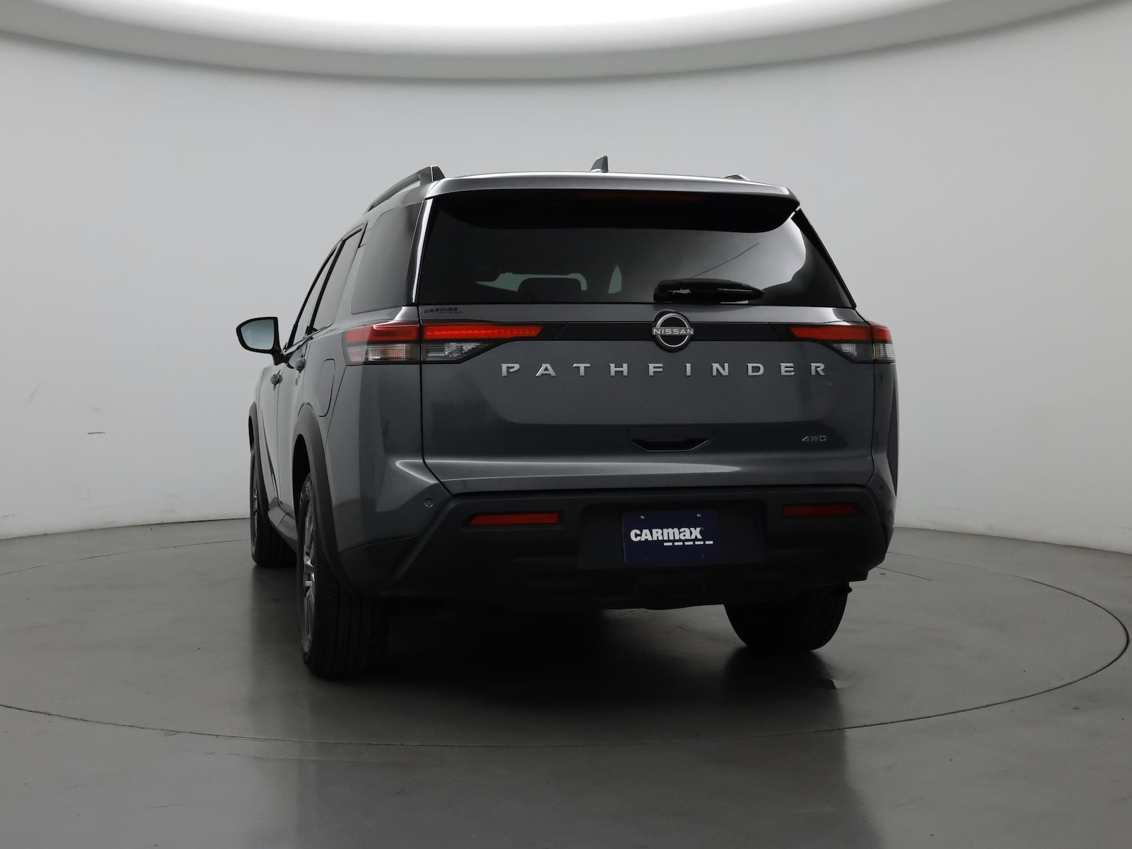 2025 Nissan Pathfinder SV - Photo 7