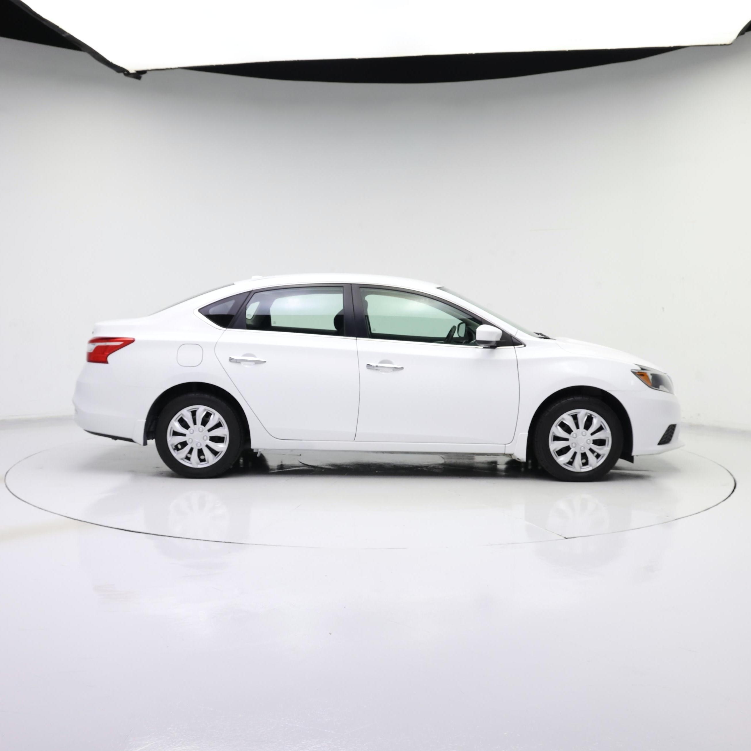 Thumbnail: 2017 Nissan Sentra - 7
