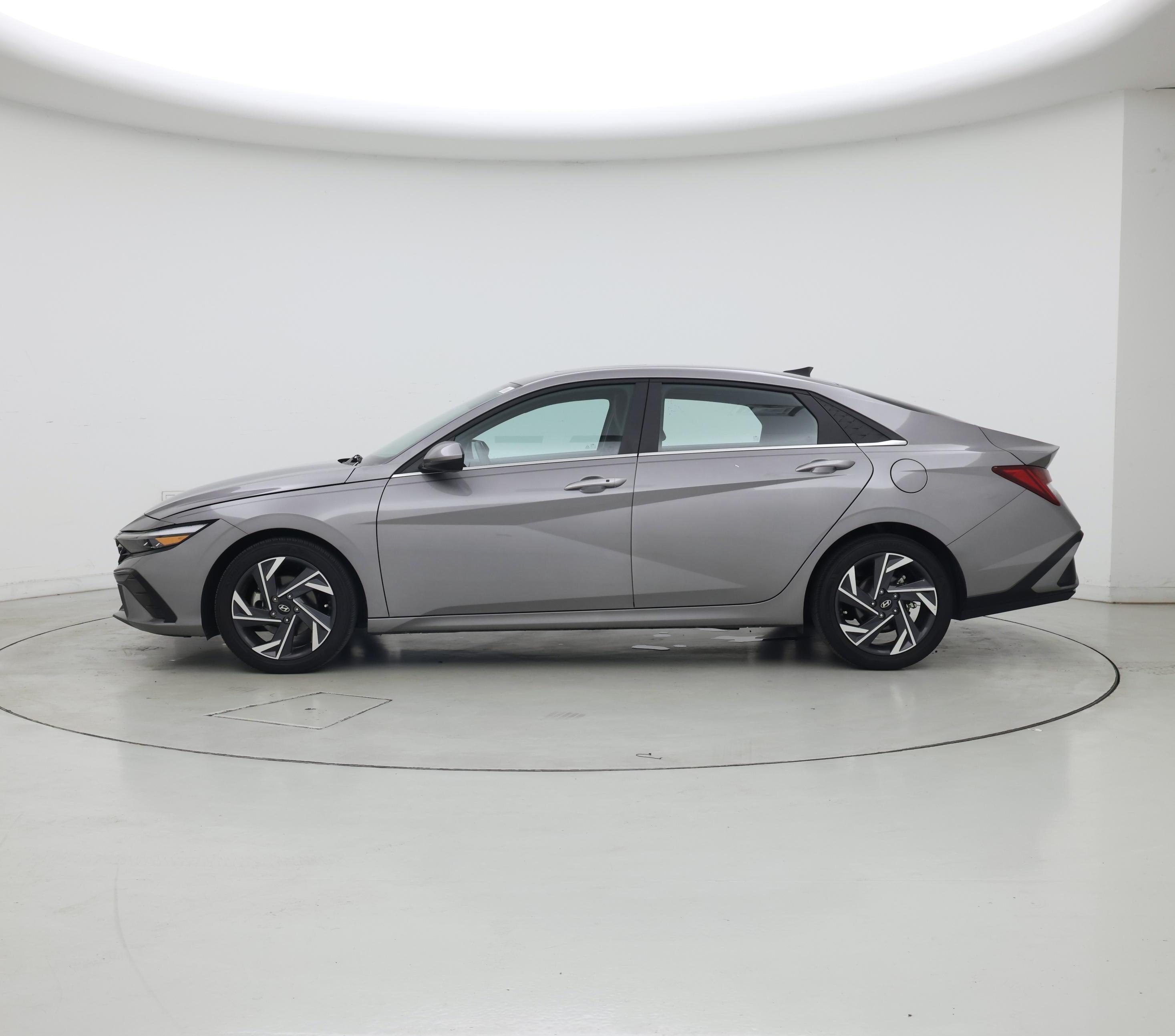 Thumbnail: 2024 Hyundai Elantra - 3