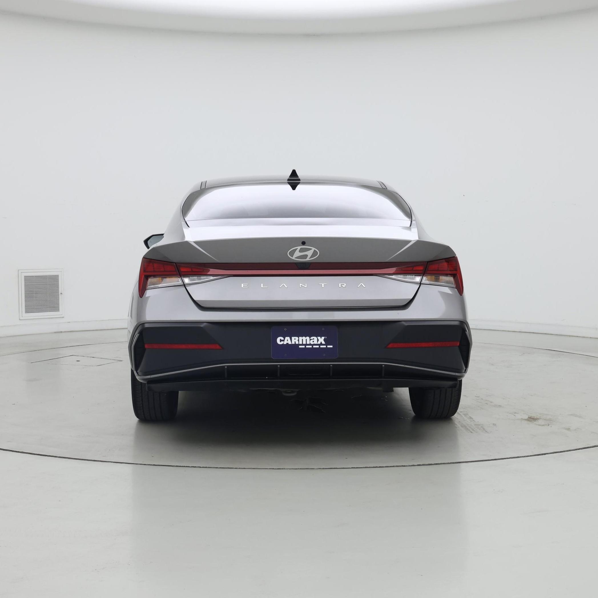 Thumbnail: 2024 Hyundai Elantra - 6
