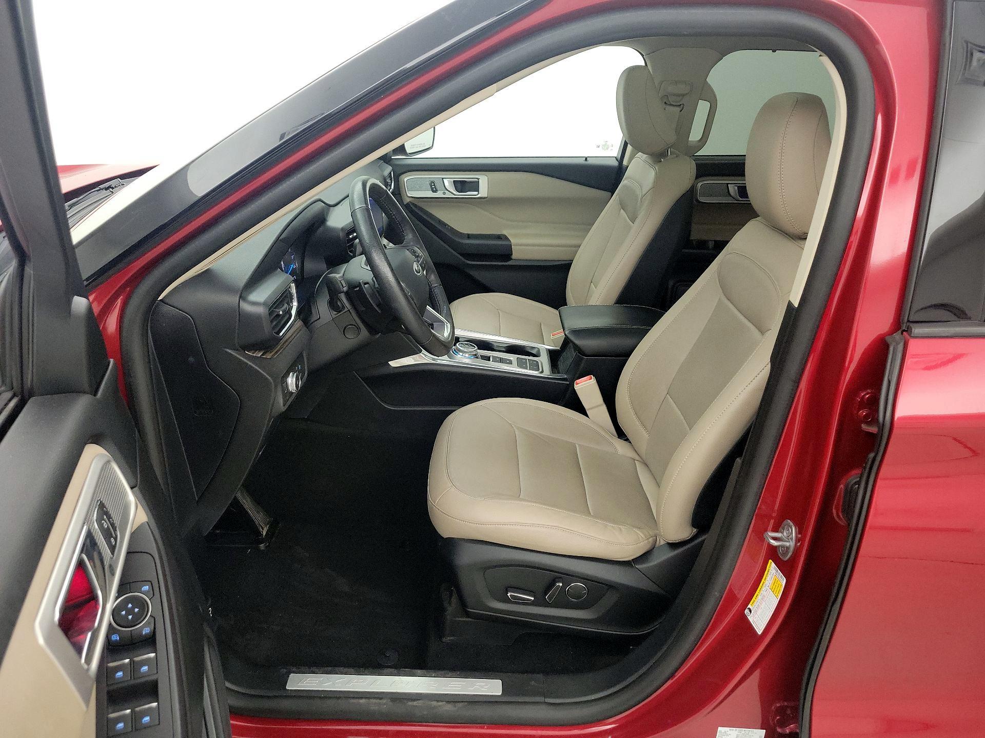 Thumbnail: 2020 Ford Explorer - 11