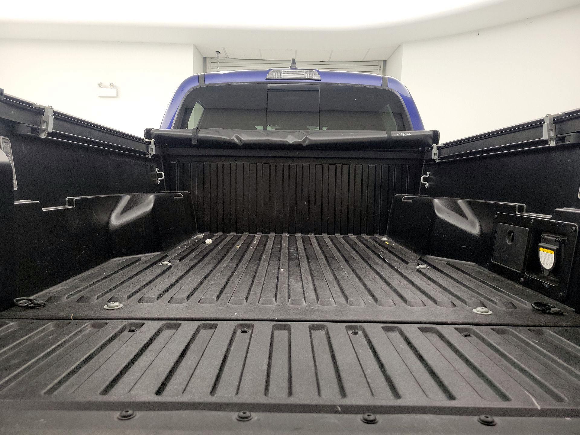 Thumbnail: 2023 Toyota Tacoma - 20