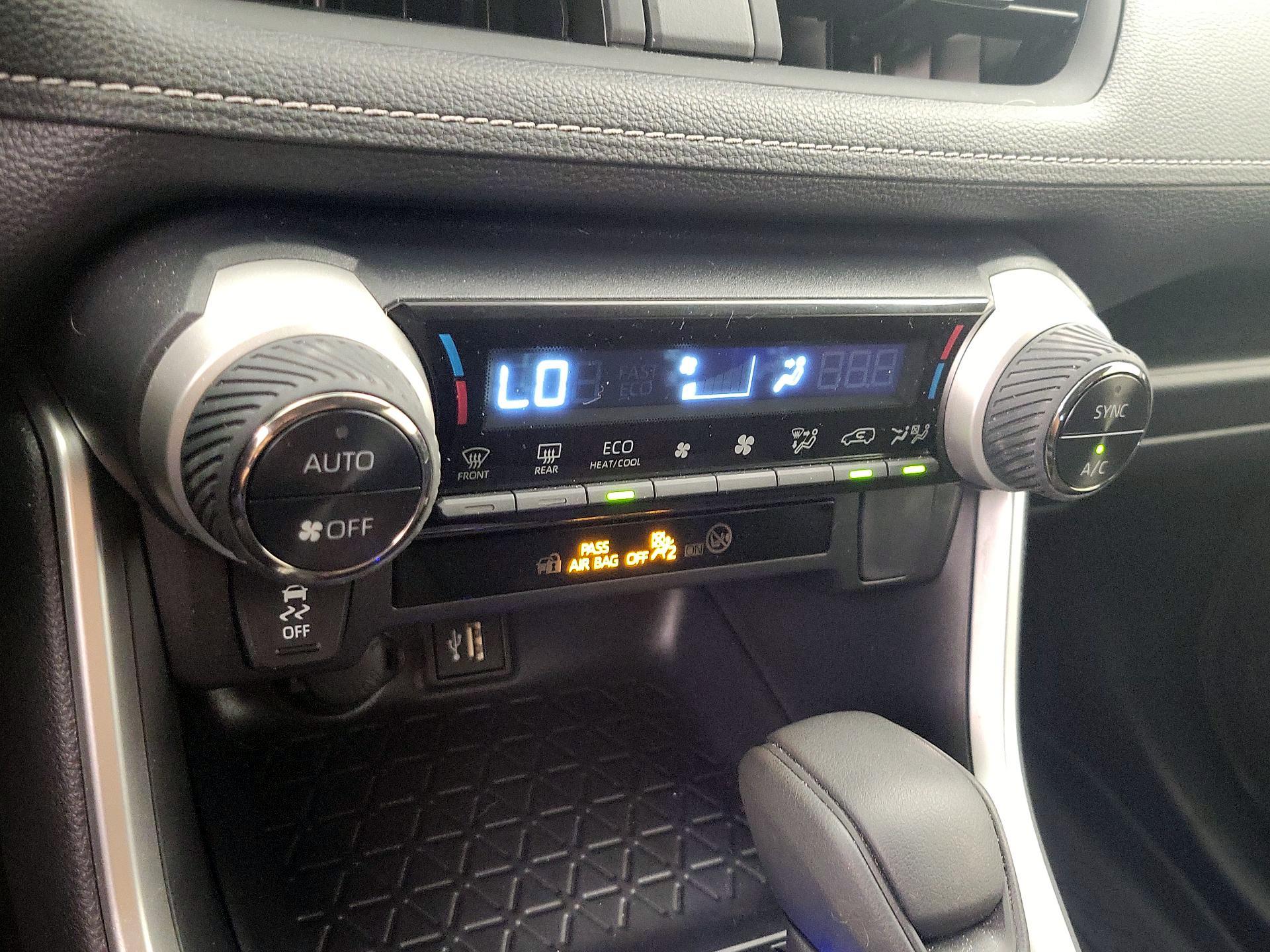 Thumbnail: 2025 Toyota RAV4 - 16