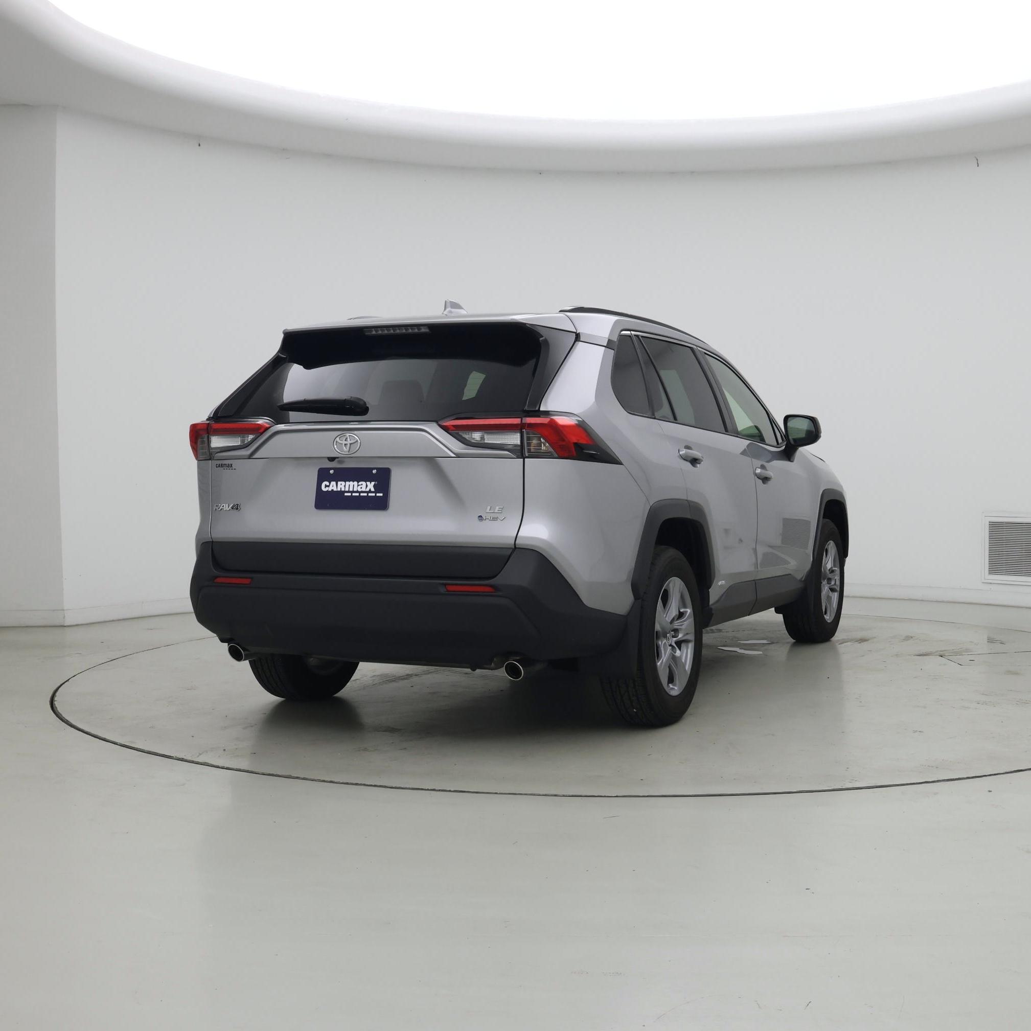 Thumbnail: 2025 Toyota RAV4 - 8
