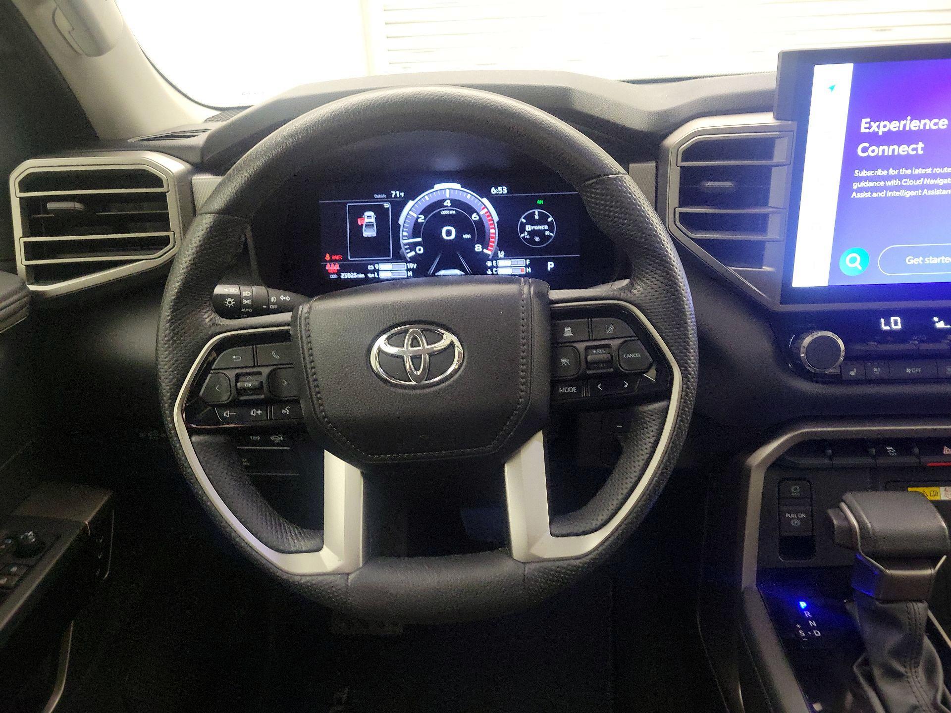 Thumbnail: 2024 Toyota Tundra - 10