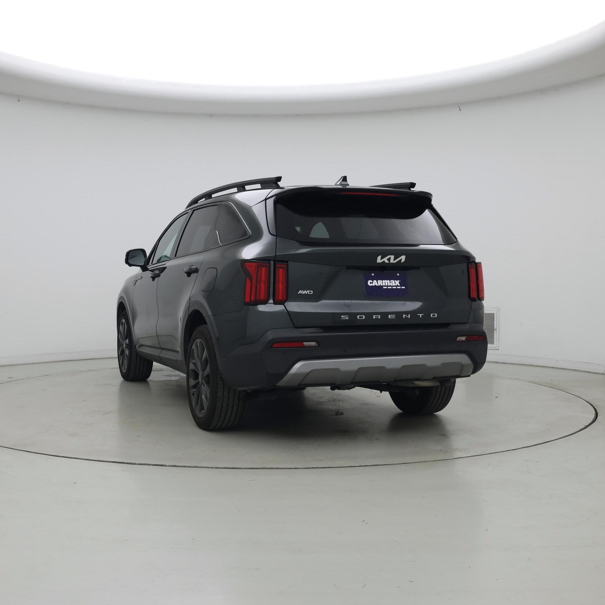 Thumbnail: 2022 Kia Sorento - 2