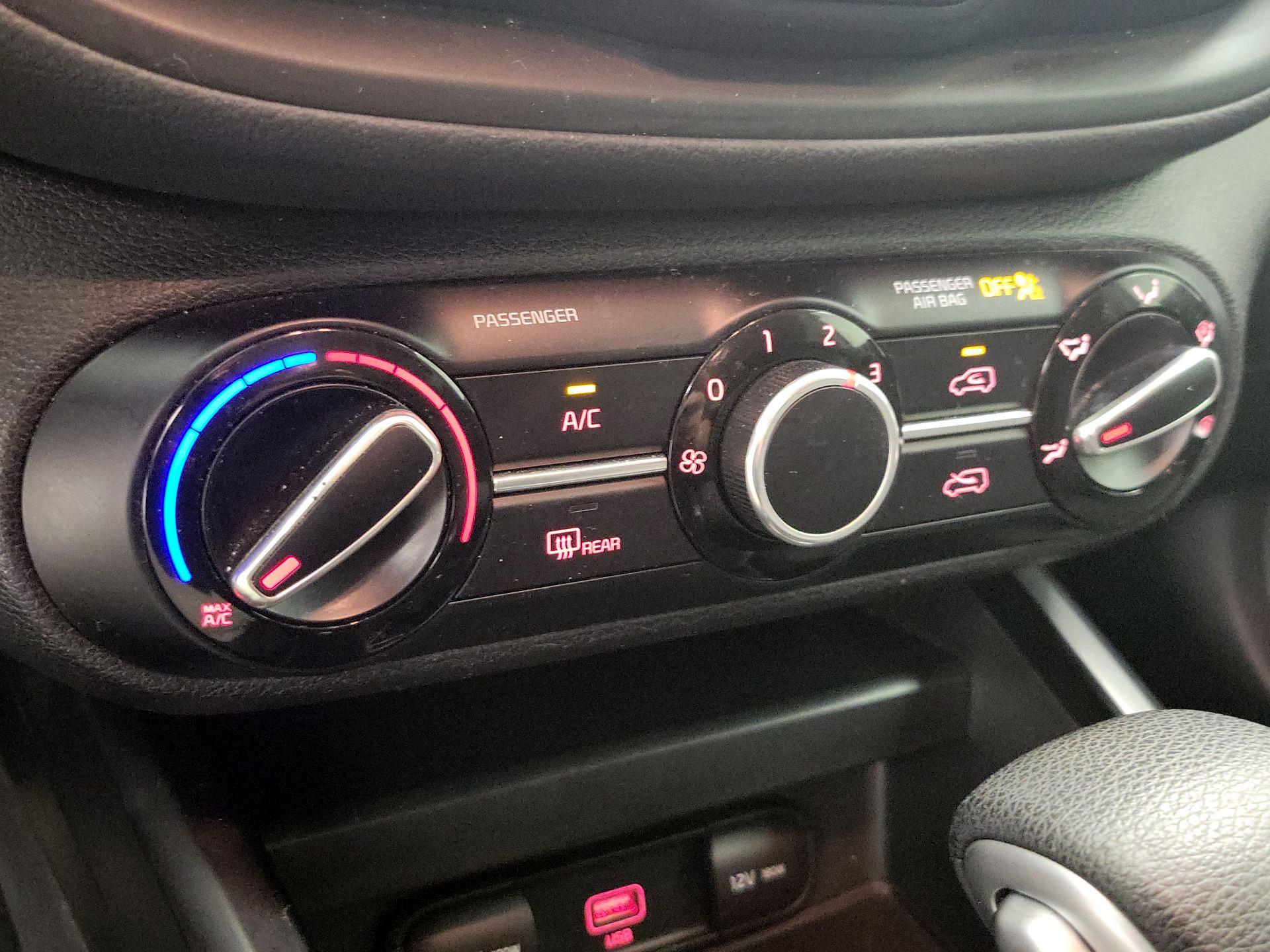 Thumbnail: 2021 Kia Soul - 16