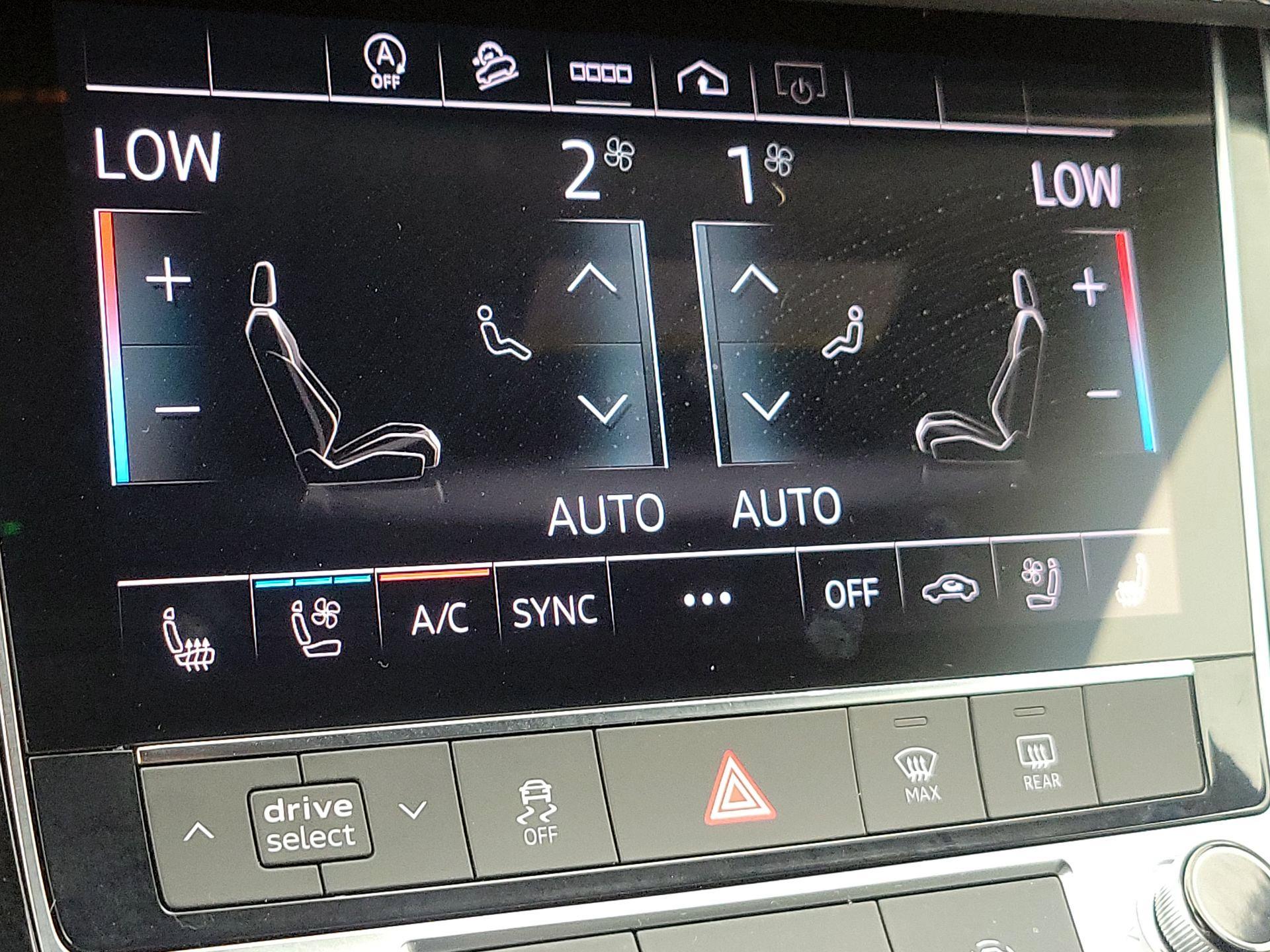 Thumbnail: 2021 Audi SQ8 - 17