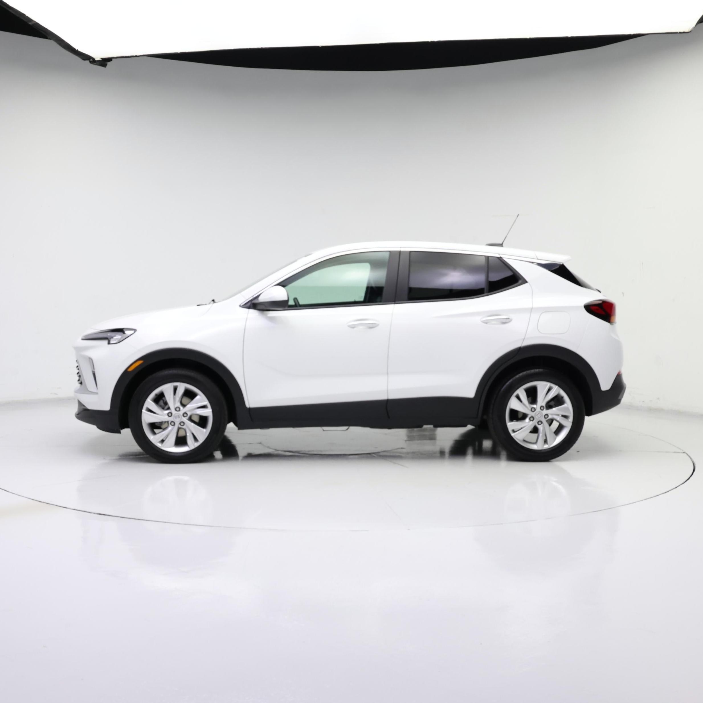 Thumbnail: 2025 Buick Encore GX - 3