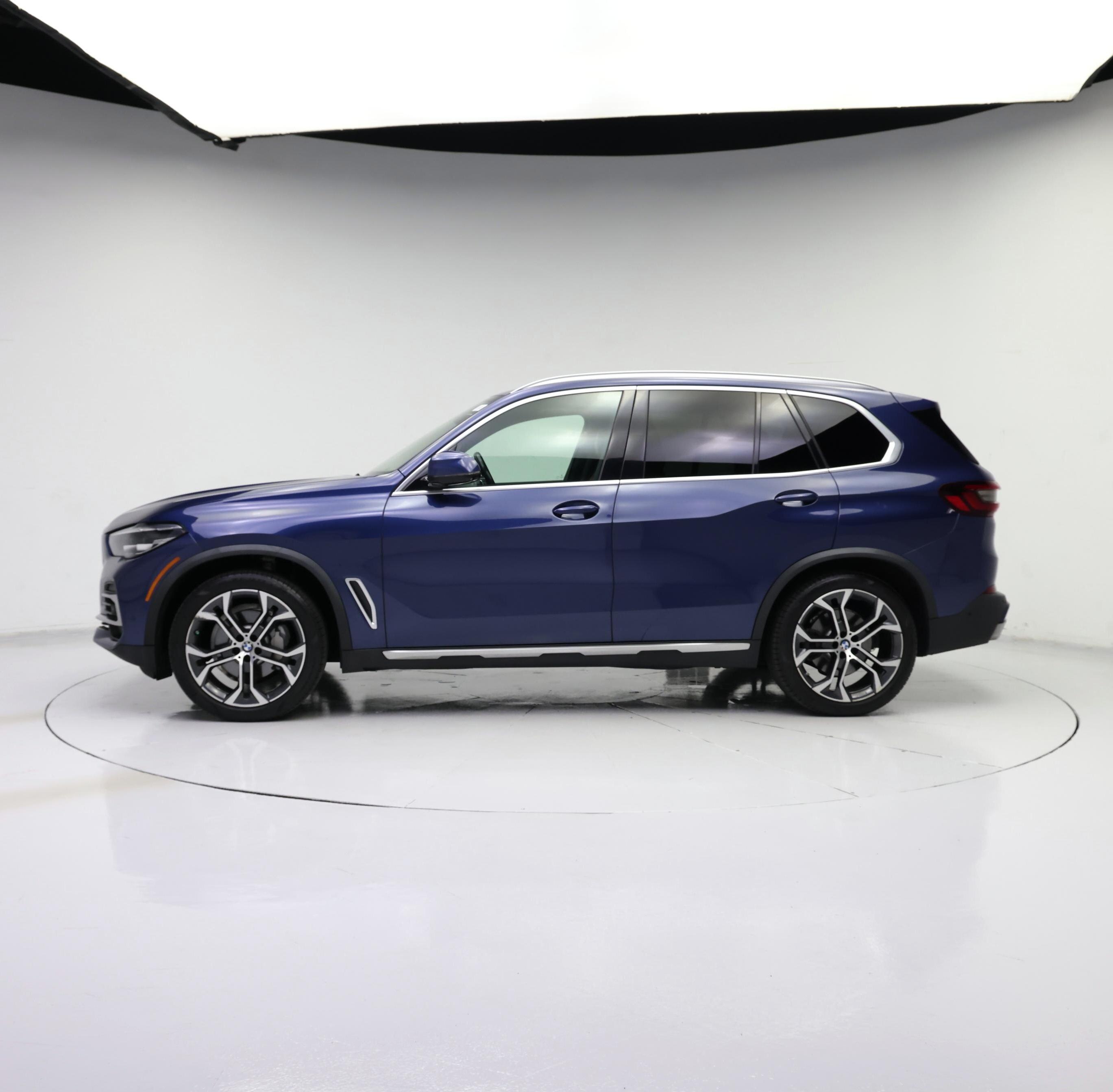 Thumbnail: 2022 BMW X5 - 3
