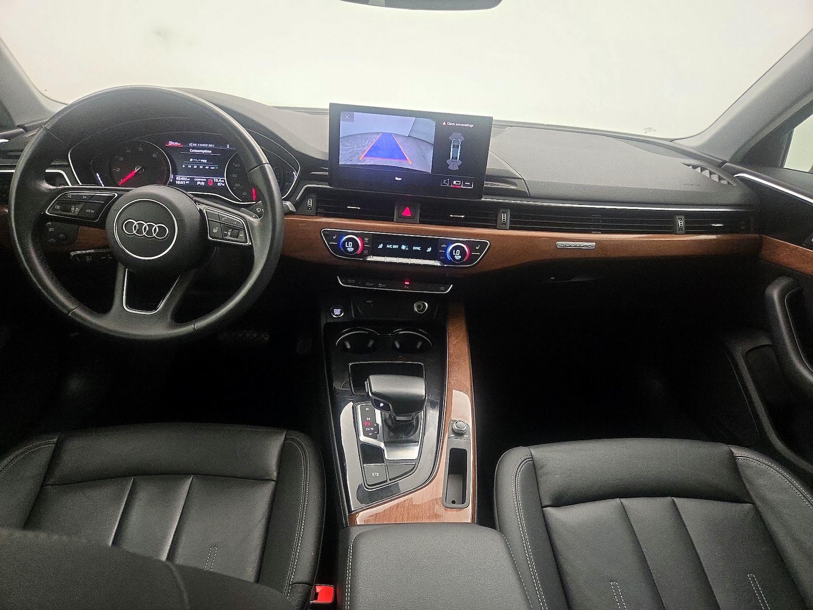 2023 Audi A4 Premium - Photo 10