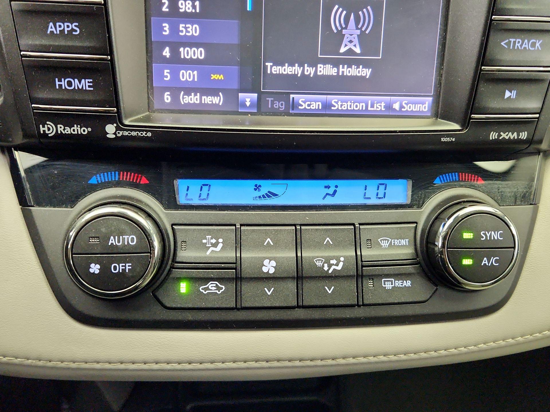Thumbnail: 2018 Toyota RAV4 - 16
