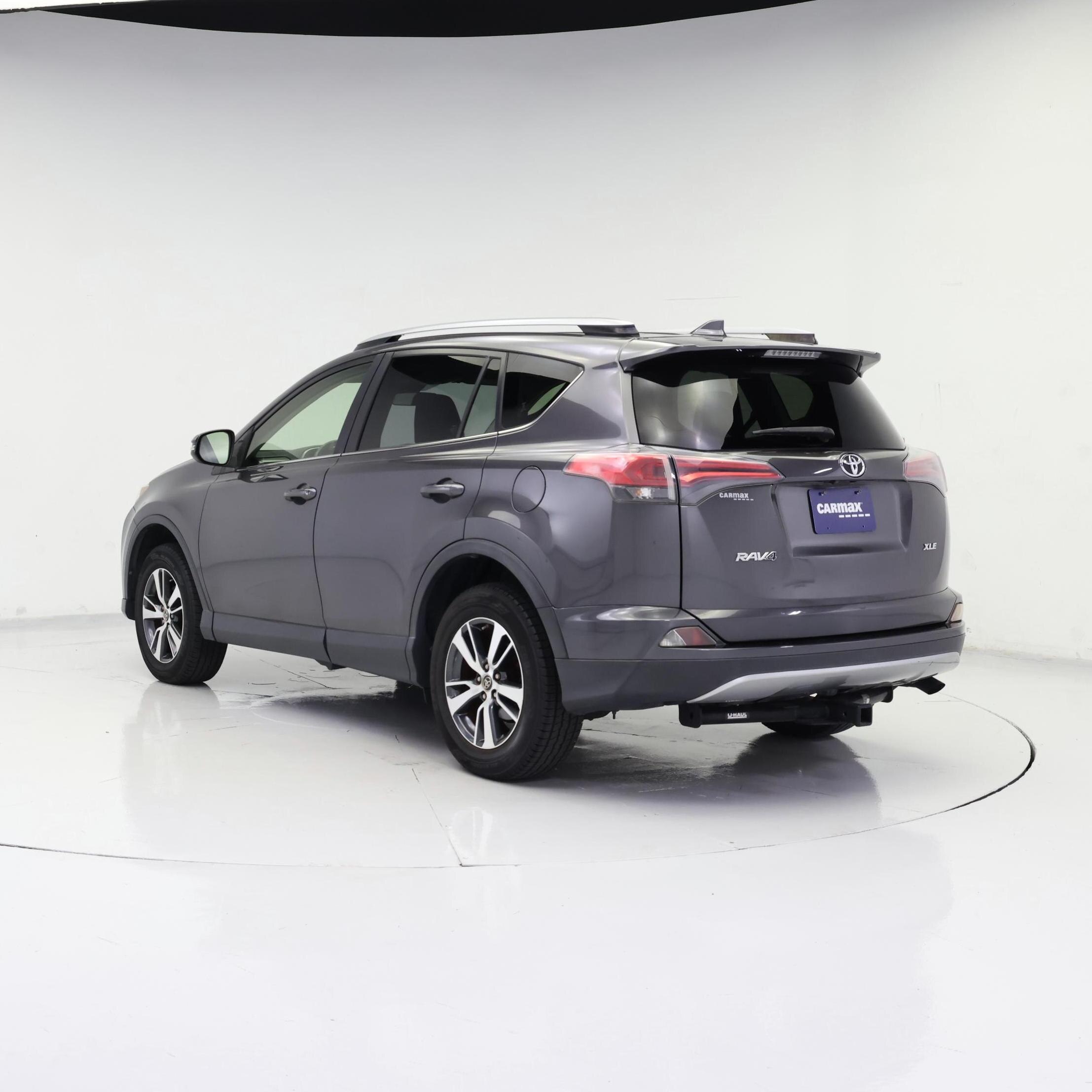 Thumbnail: 2018 Toyota RAV4 - 2