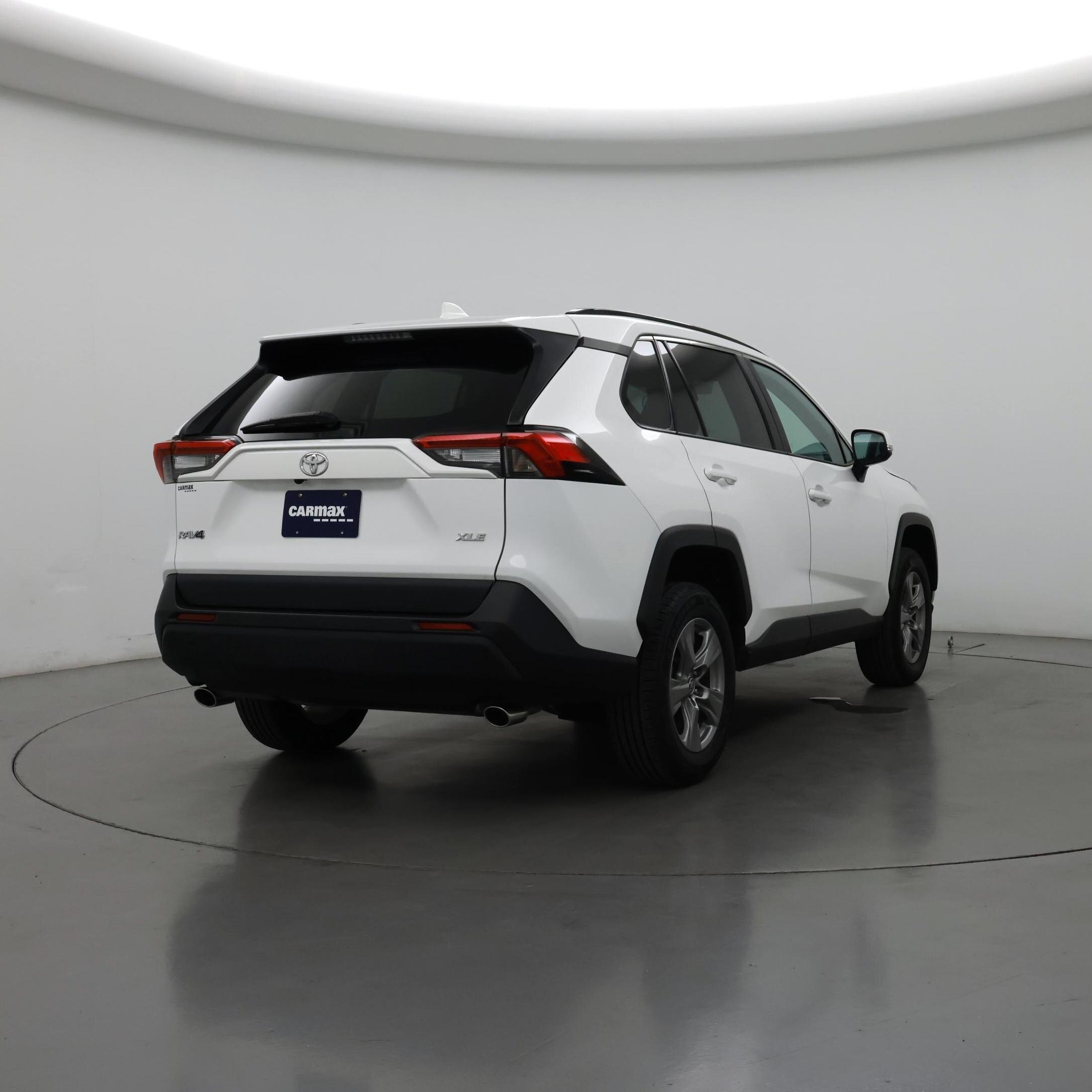 Thumbnail: 2024 Toyota RAV4 - 8