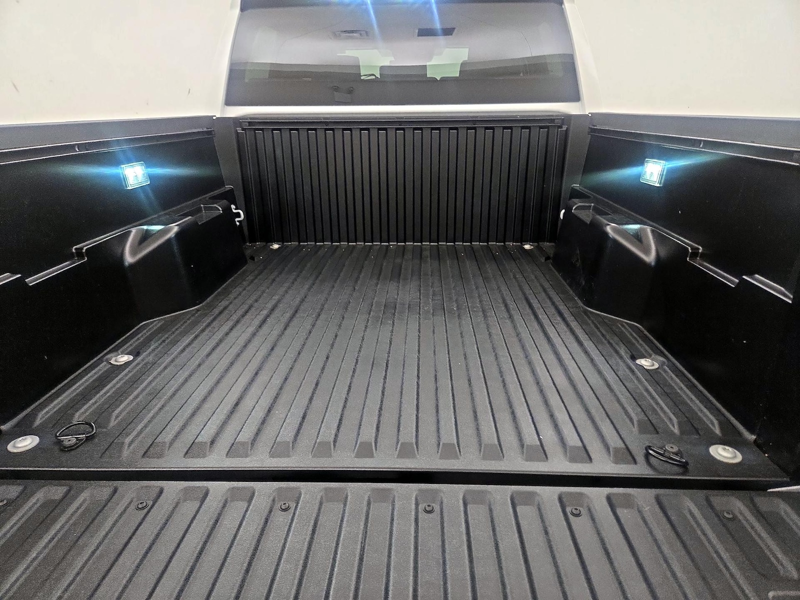 2026 Toyota Tacoma SR5 - Photo 20