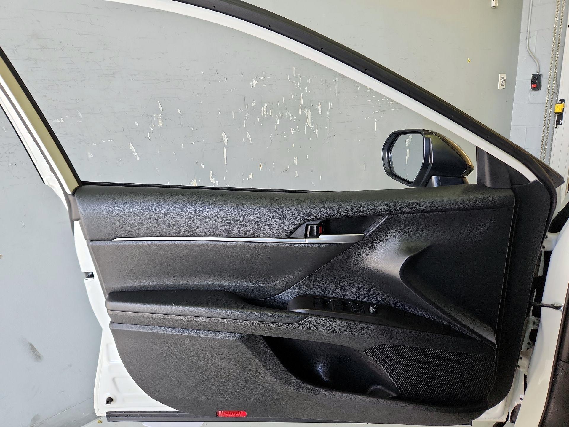 Thumbnail: 2024 Toyota Camry - 12