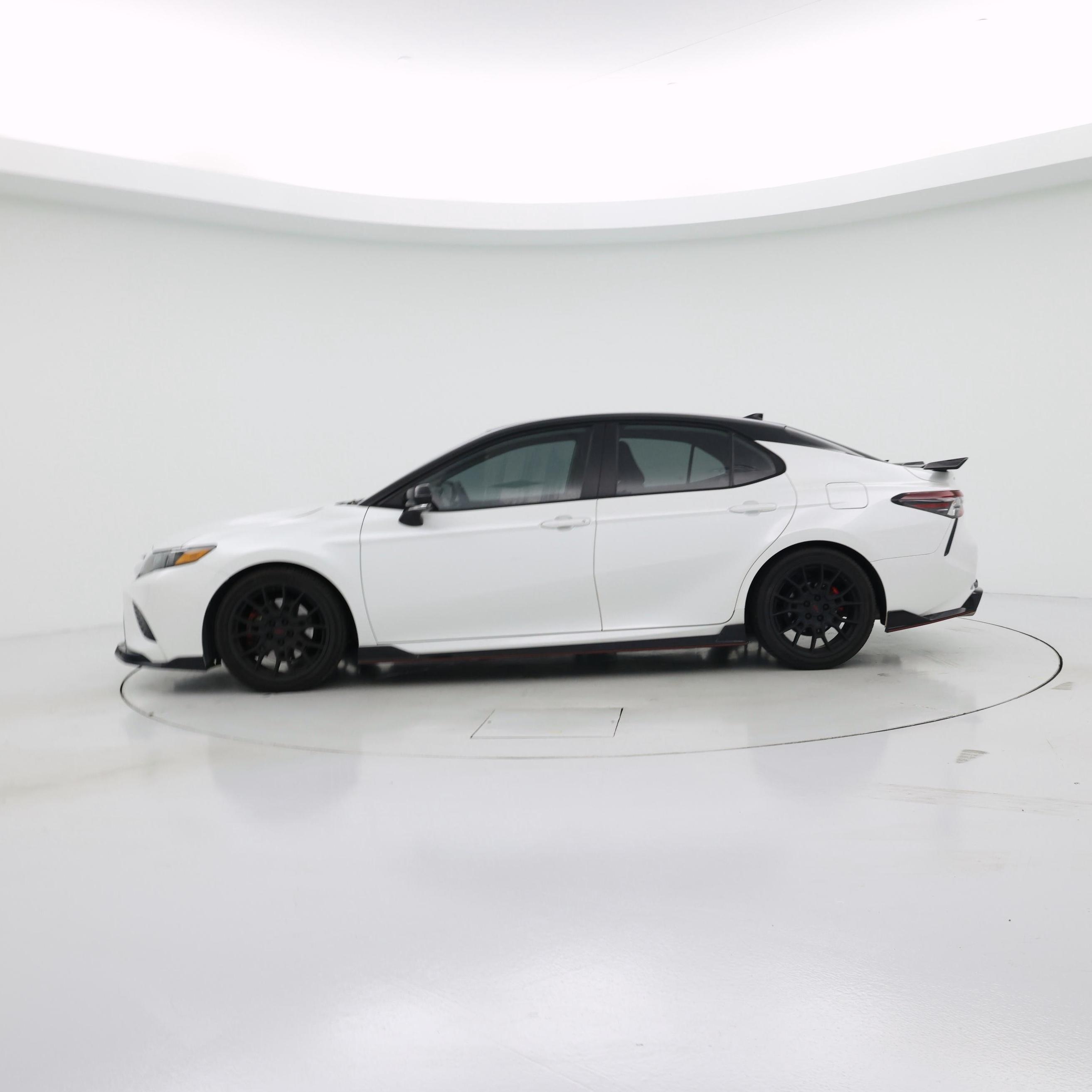 Thumbnail: 2024 Toyota Camry - 3