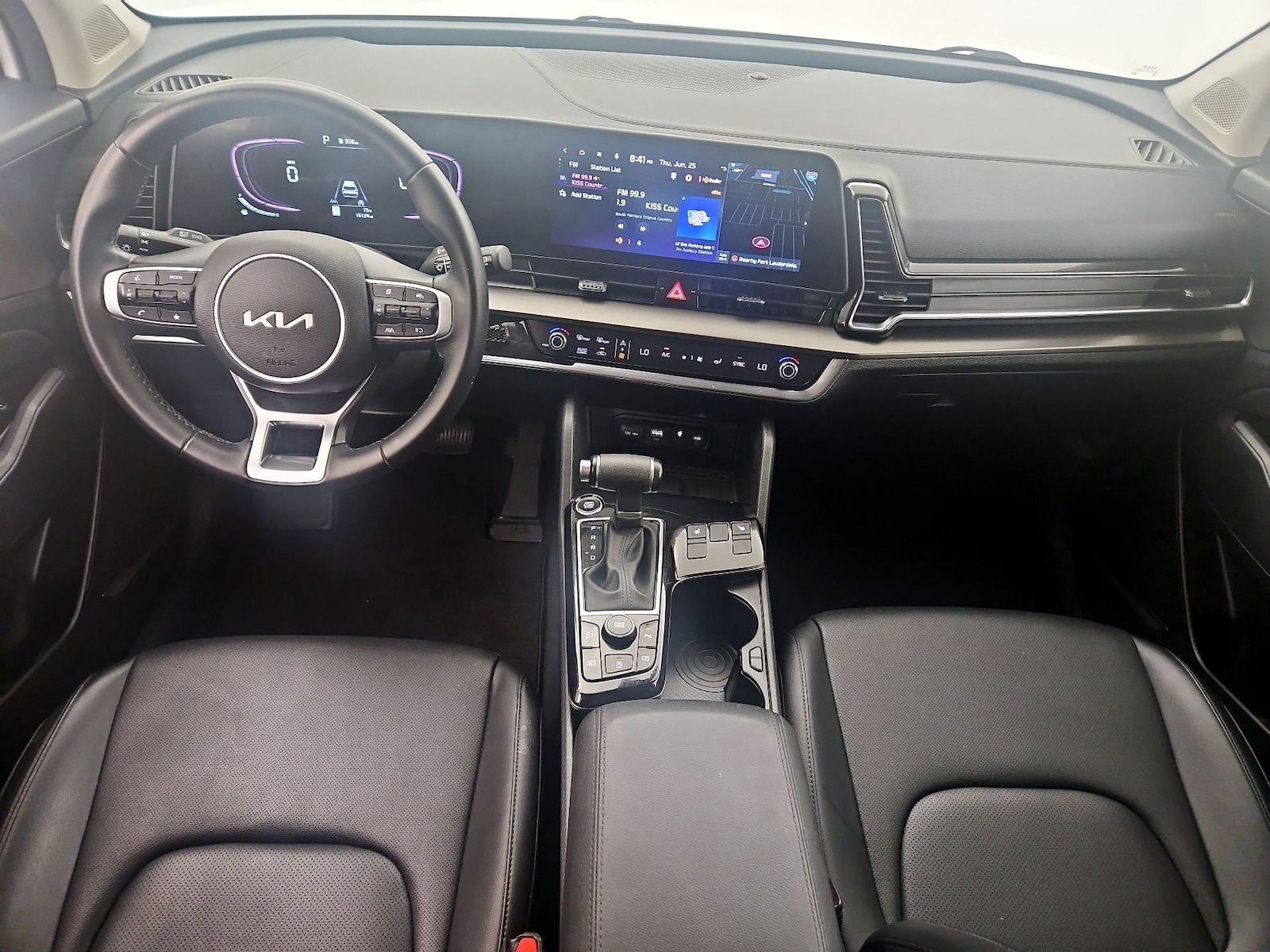 2024 Kia Sportage EX - Photo 10