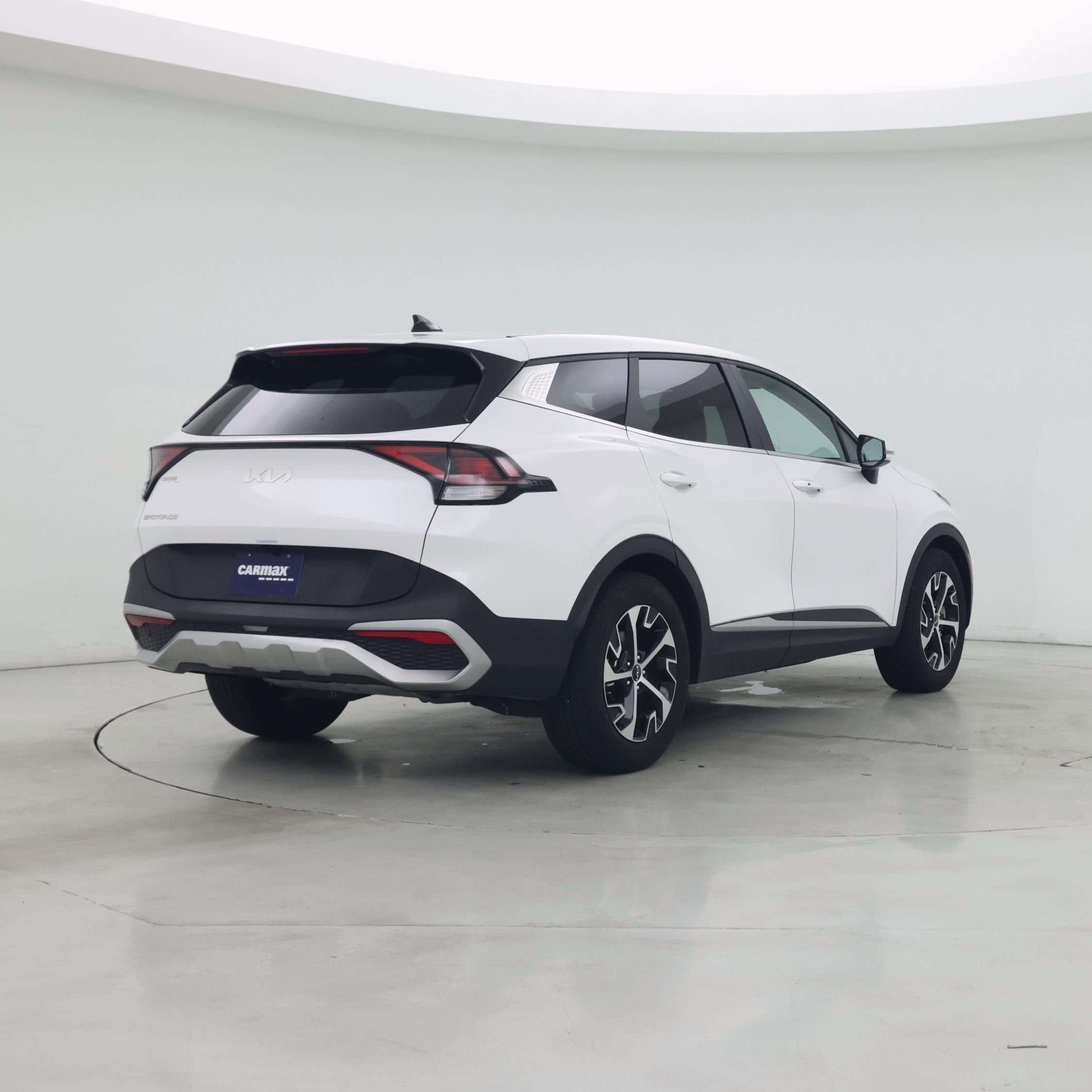 Thumbnail: 2024 Kia Sportage - 8