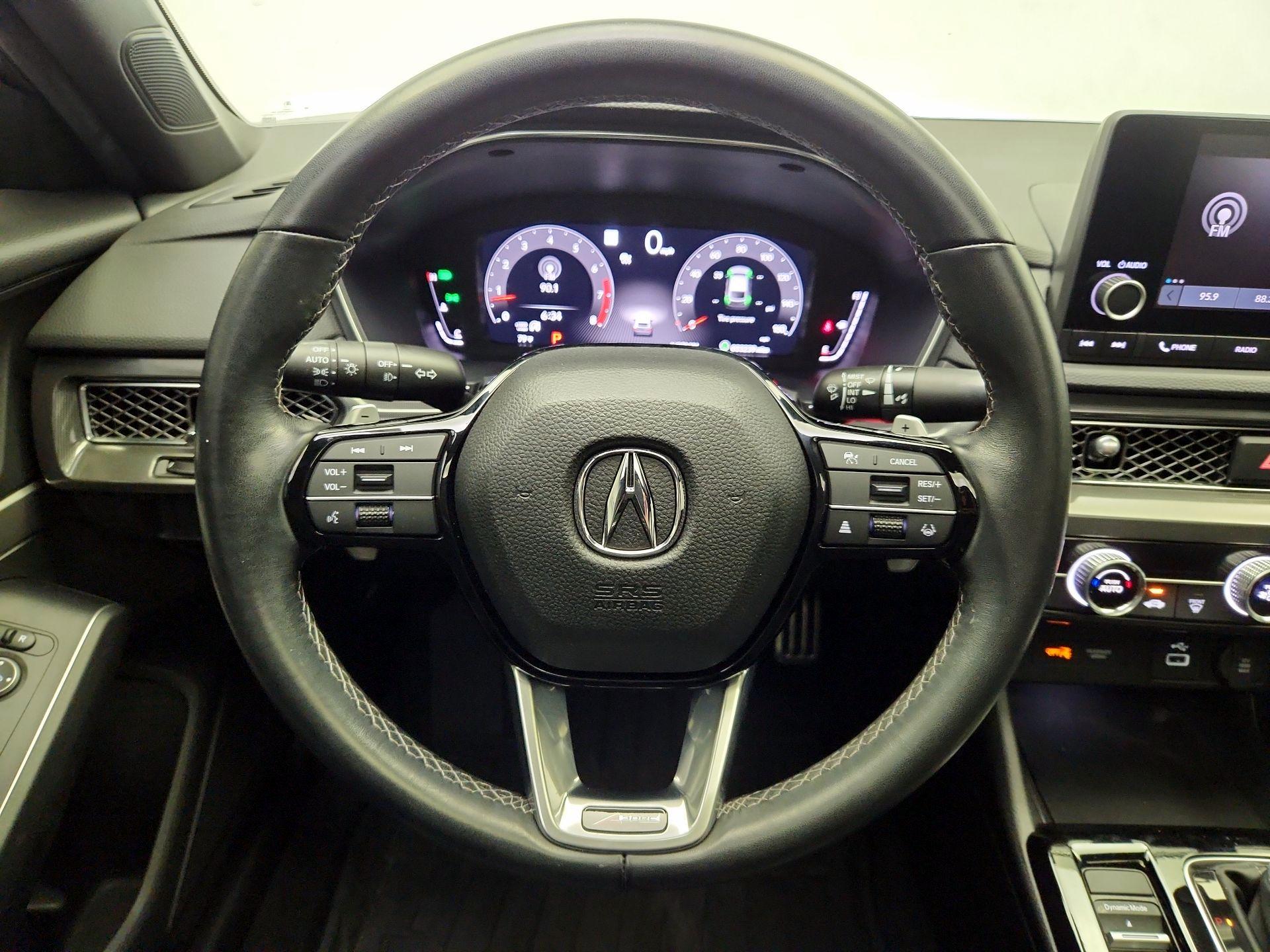 Thumbnail: 2023 Acura Integra - 10