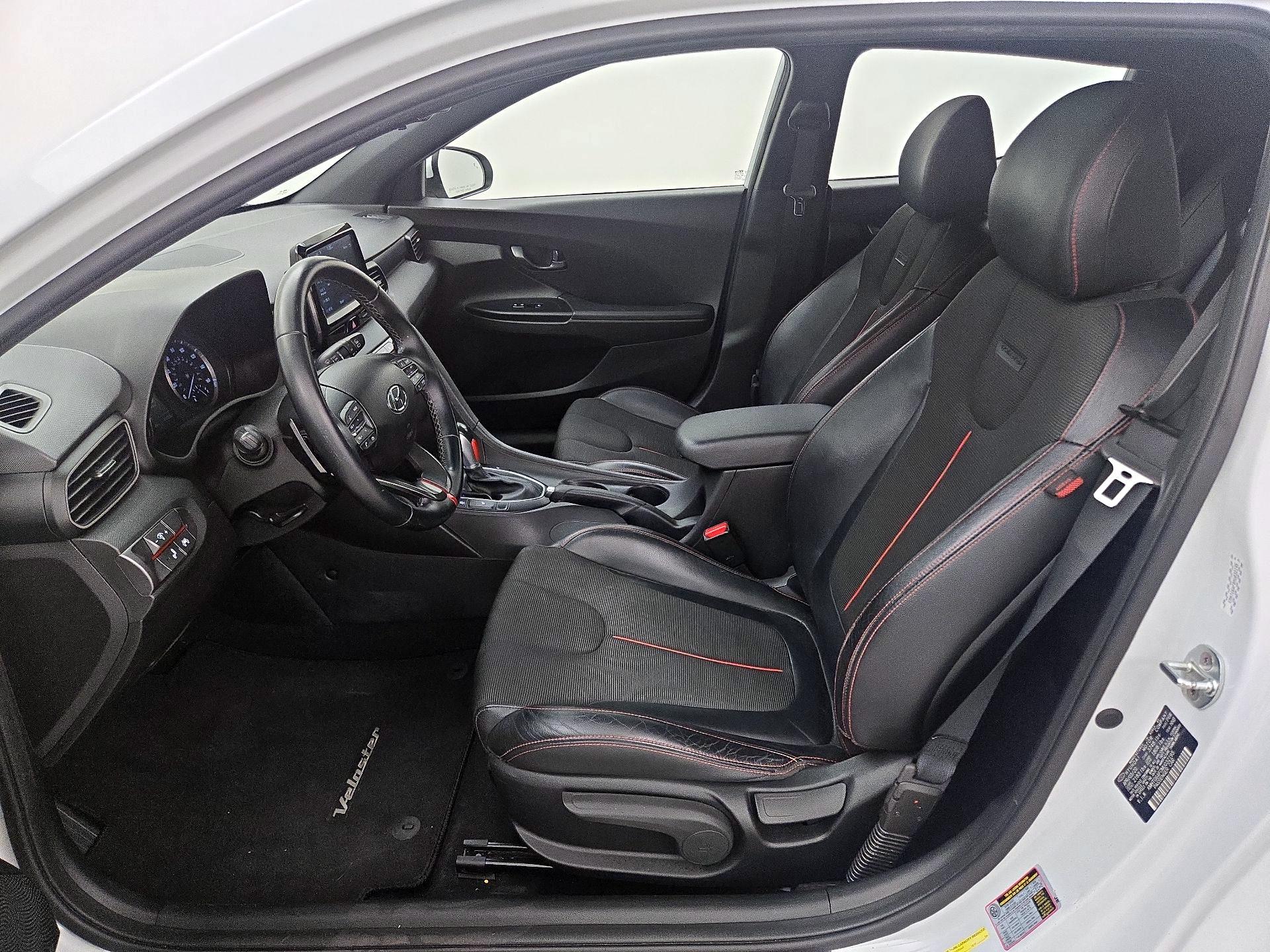 Thumbnail: 2021 Hyundai Veloster - 11