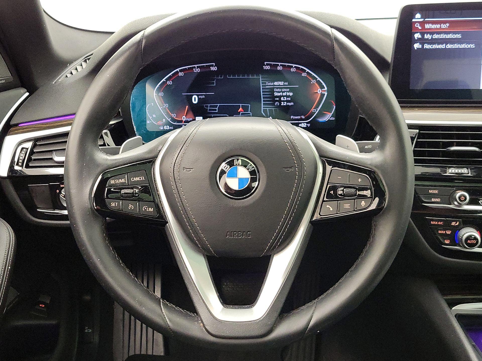 Thumbnail: 2021 BMW 5 Series - 10