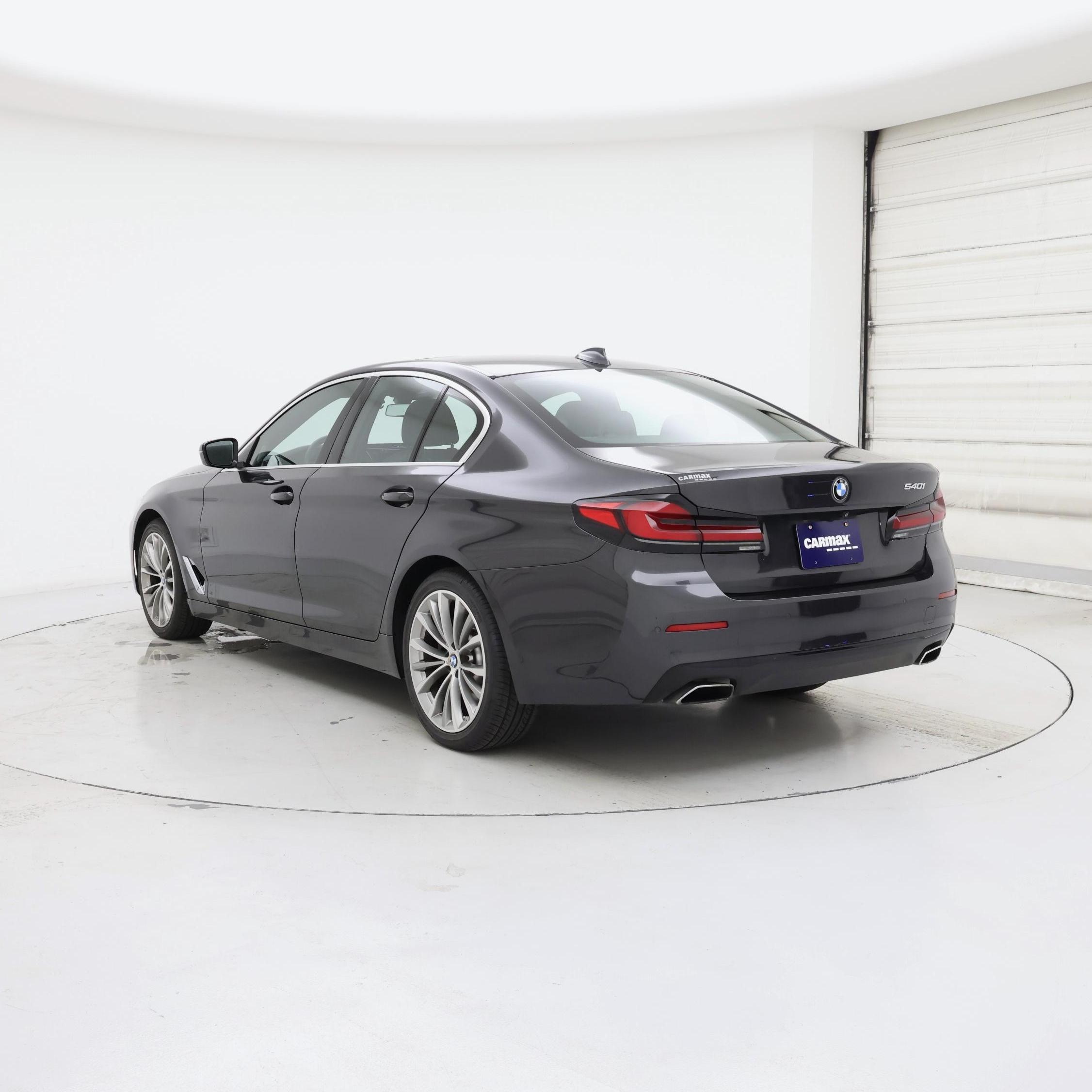 Thumbnail: 2021 BMW 5 Series - 2