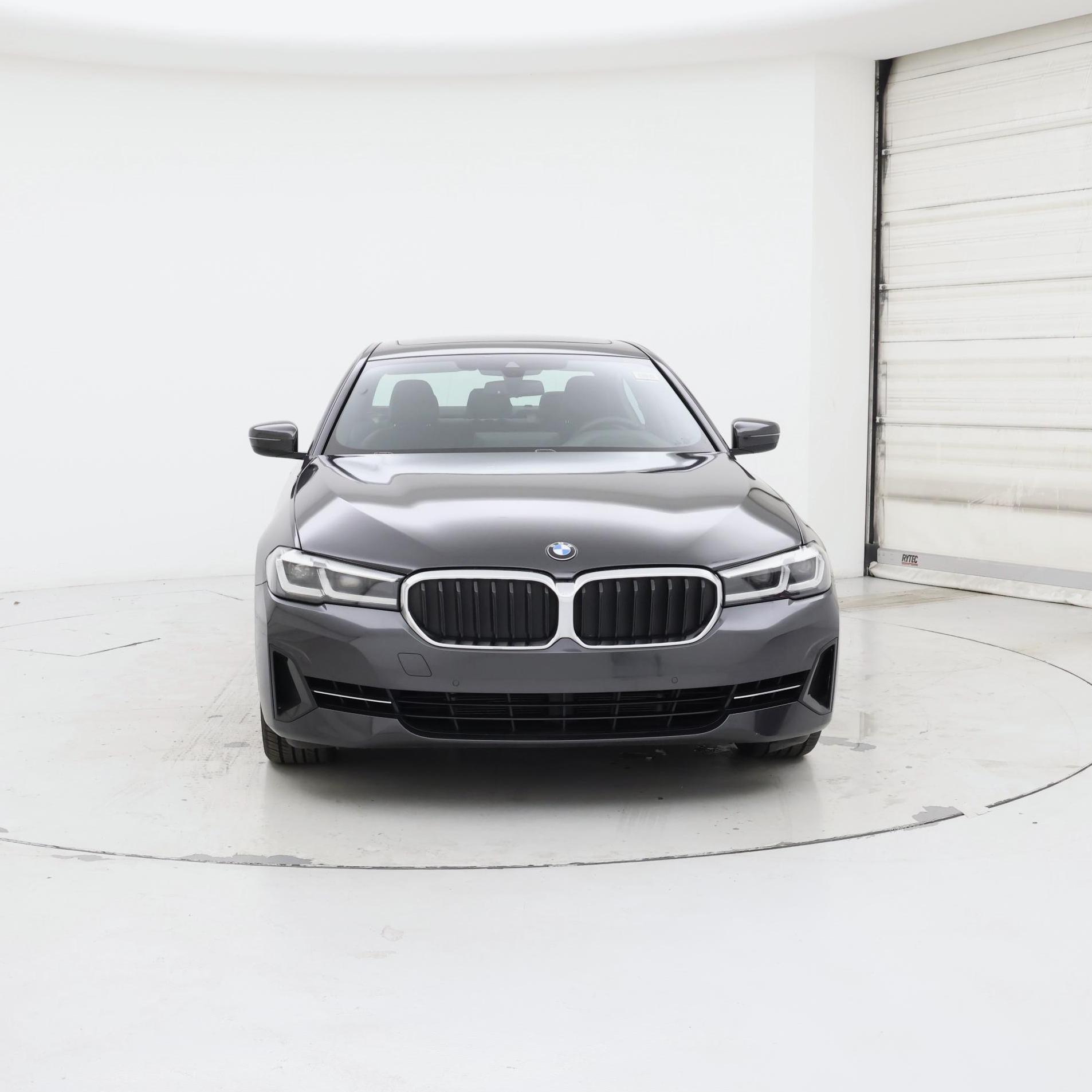 Thumbnail: 2021 BMW 5 Series - 5