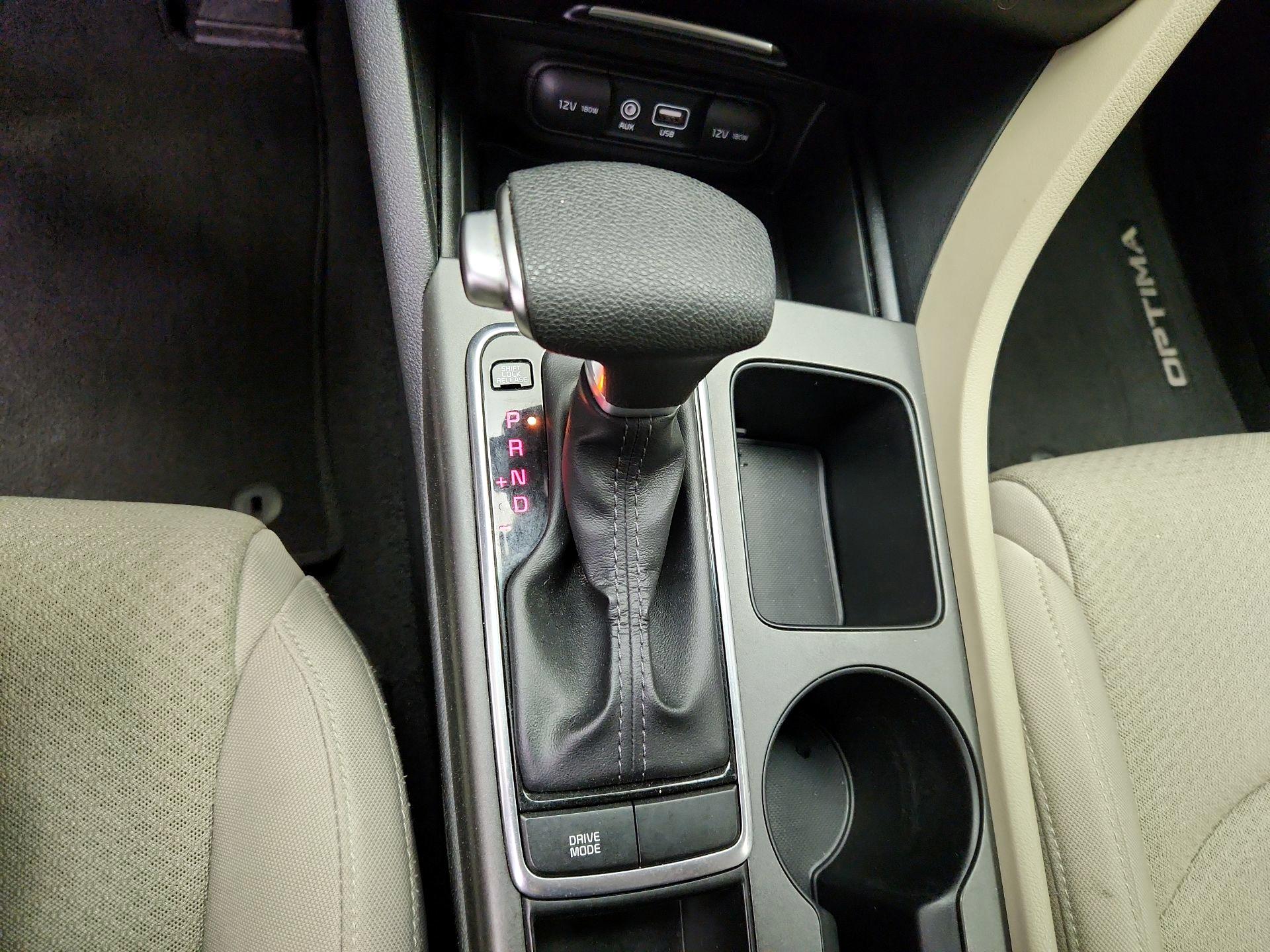 Thumbnail: 2017 Kia Optima - 17