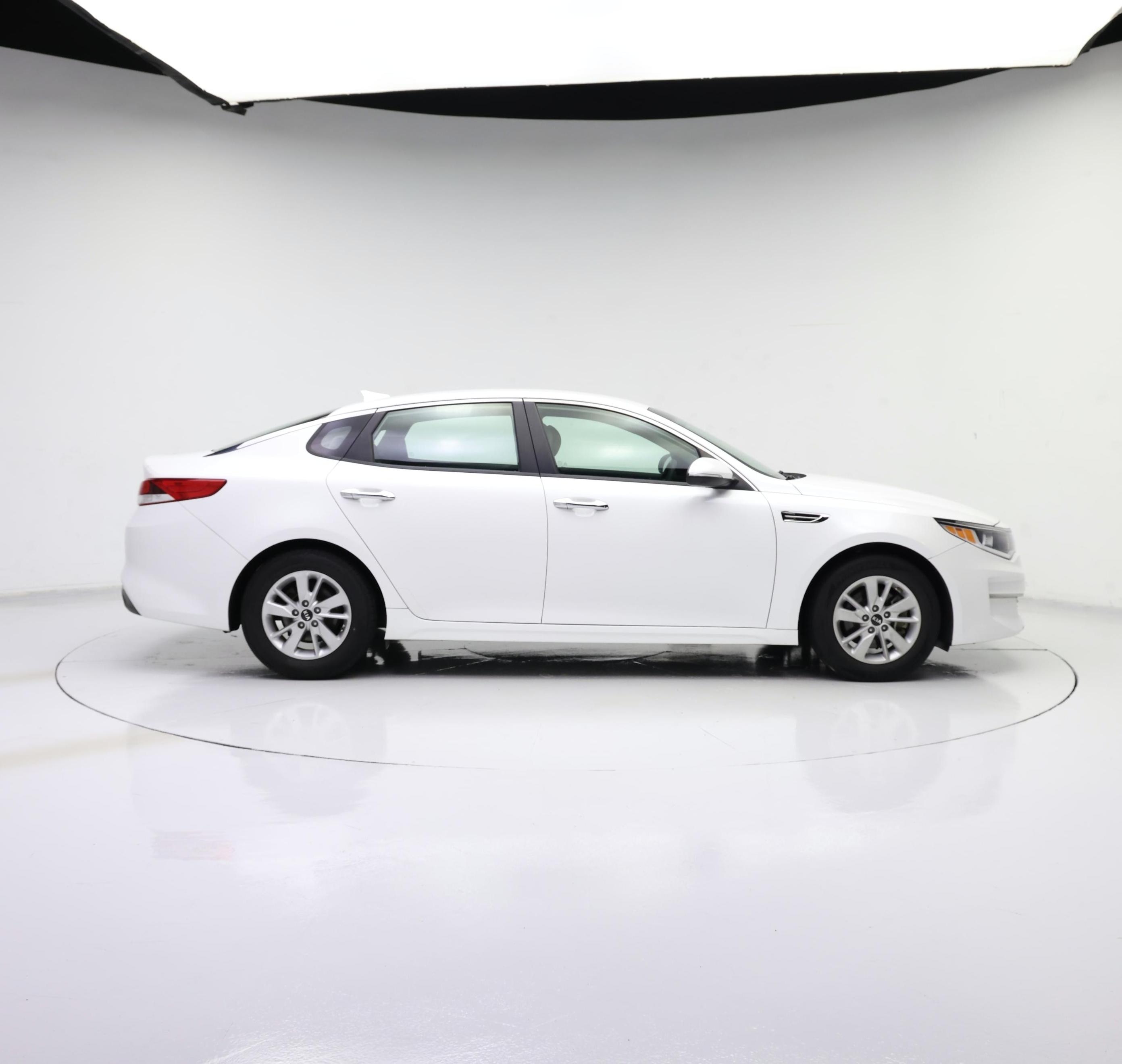 Thumbnail: 2017 Kia Optima - 7