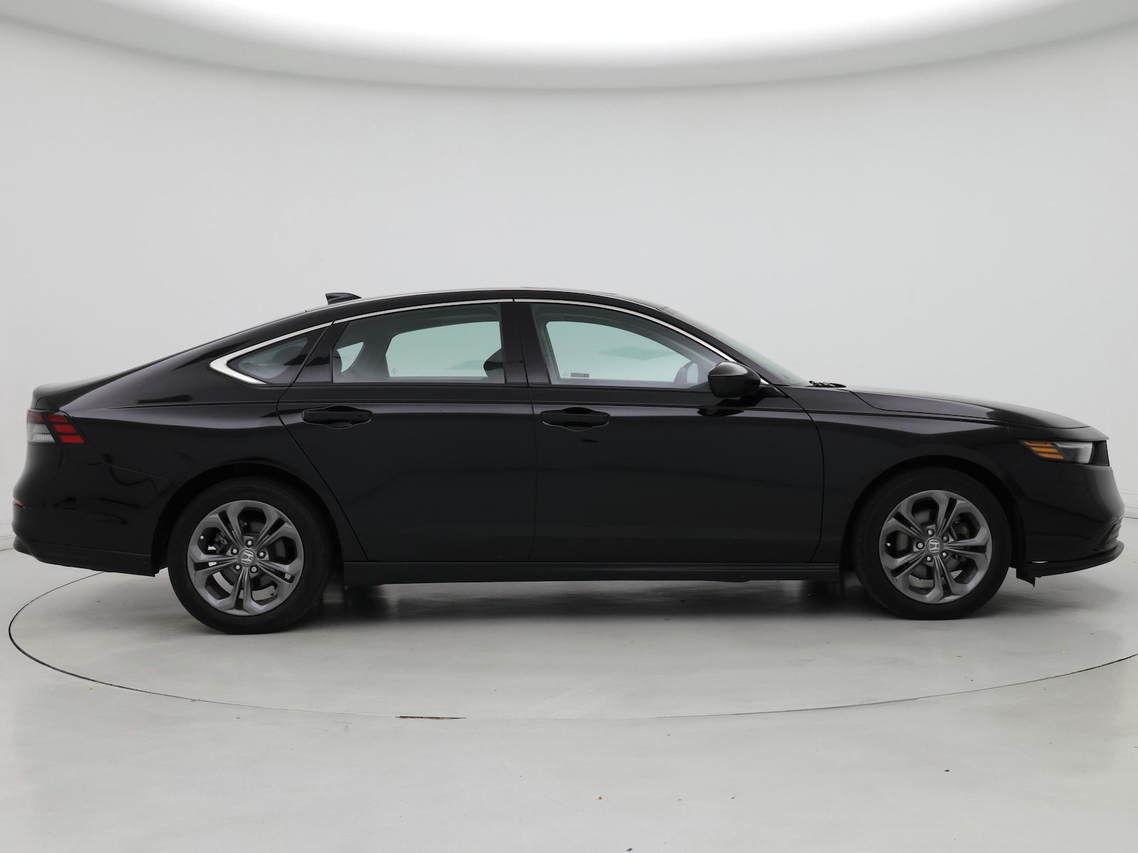 2024 Honda Accord EX - Photo 8