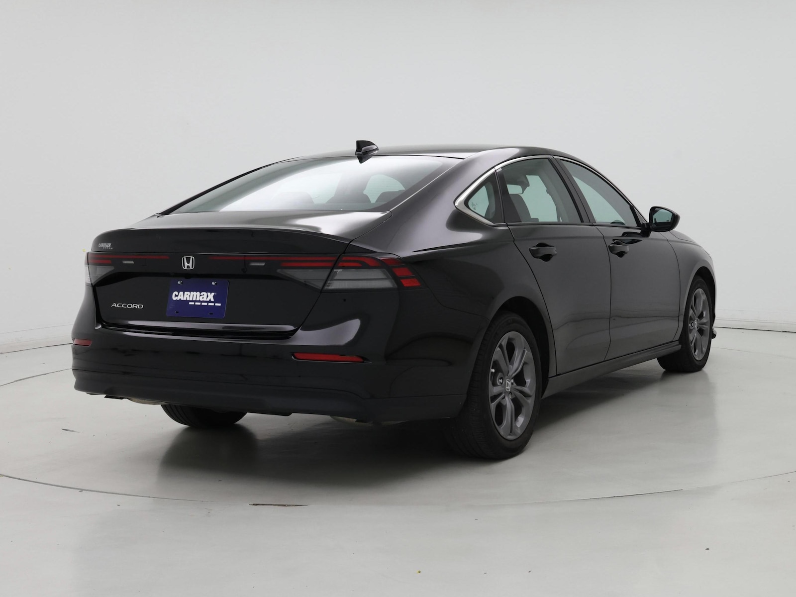 2024 Honda Accord EX - Photo 9