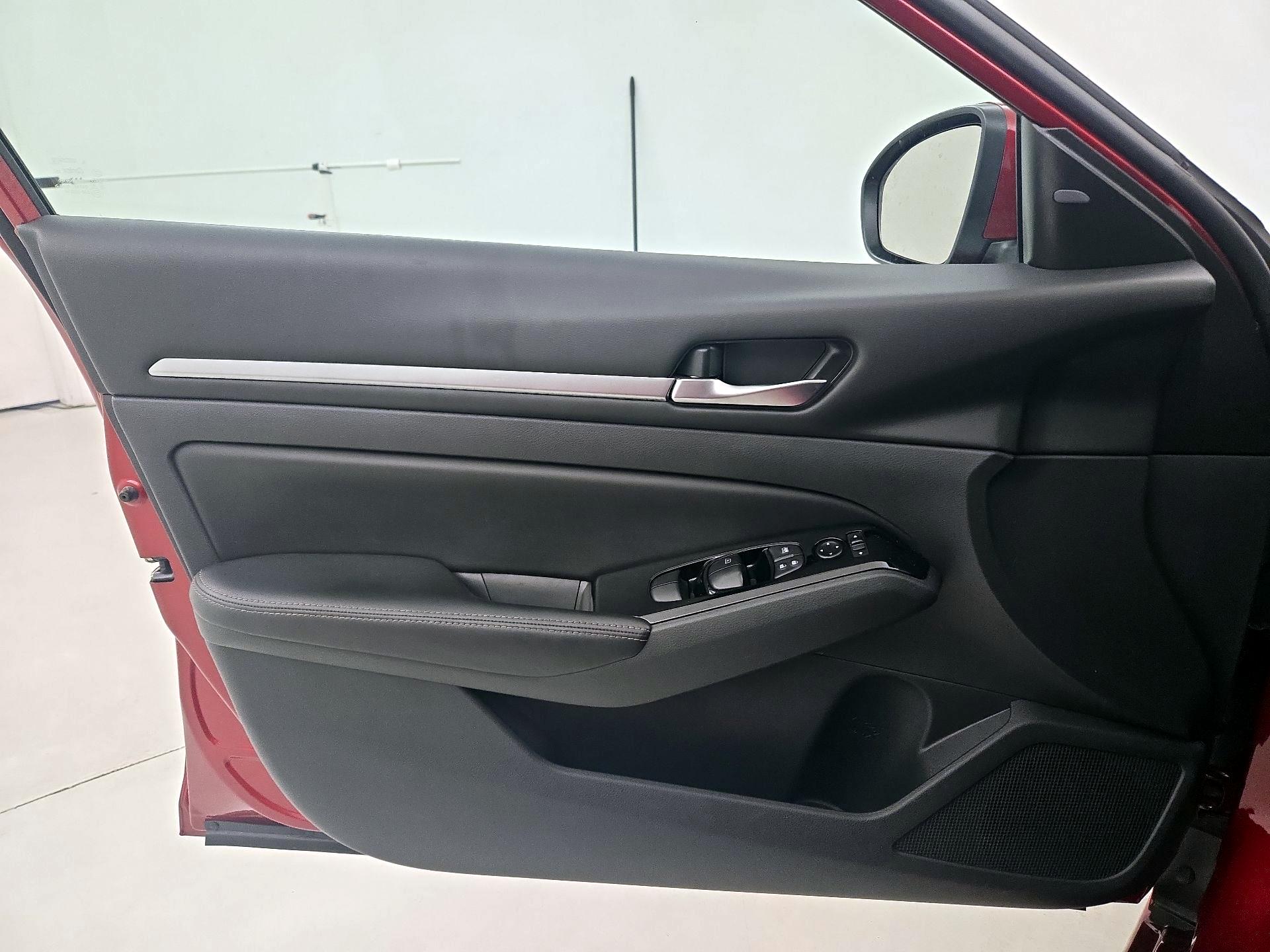 Thumbnail: 2023 Nissan Altima - 12