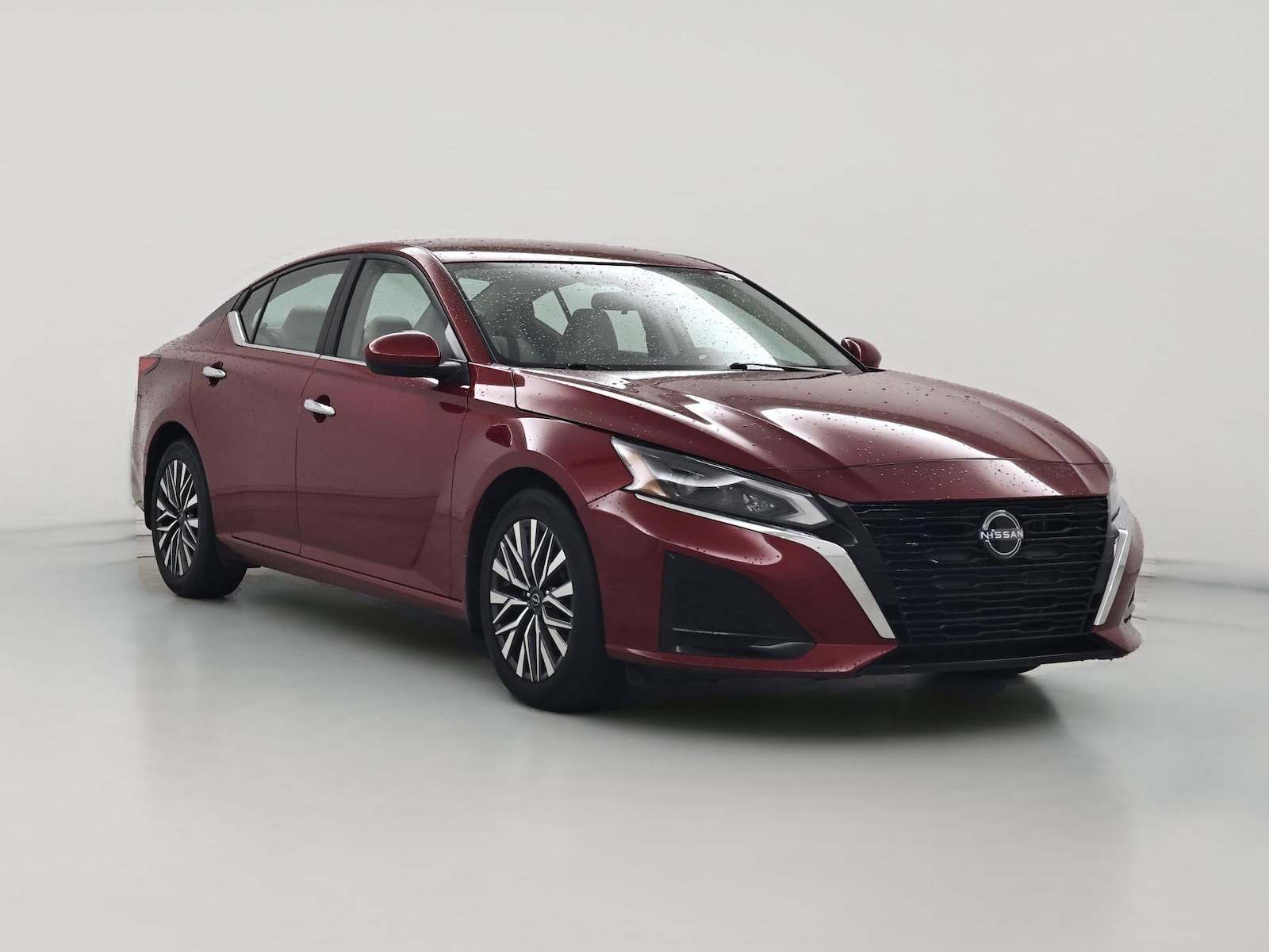 2023 Nissan Altima SV - Photo 1