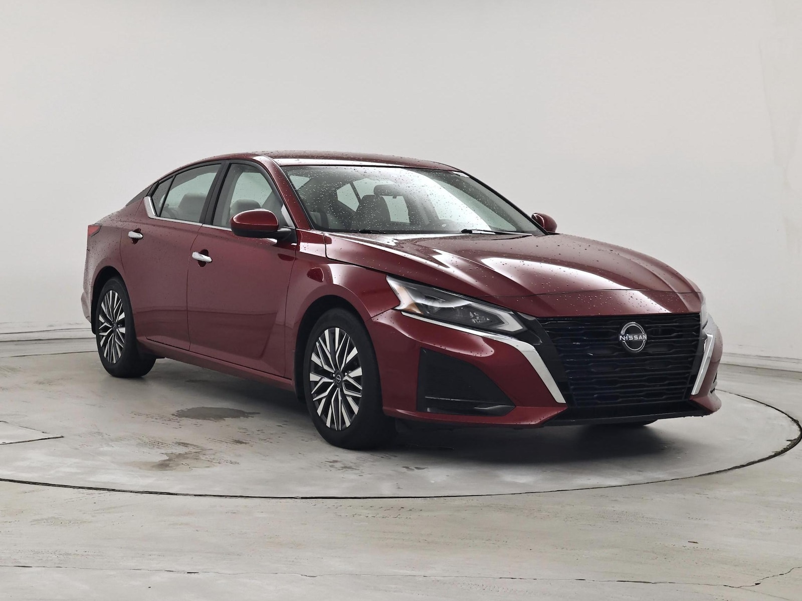 2023 Nissan Altima SV - Photo 2