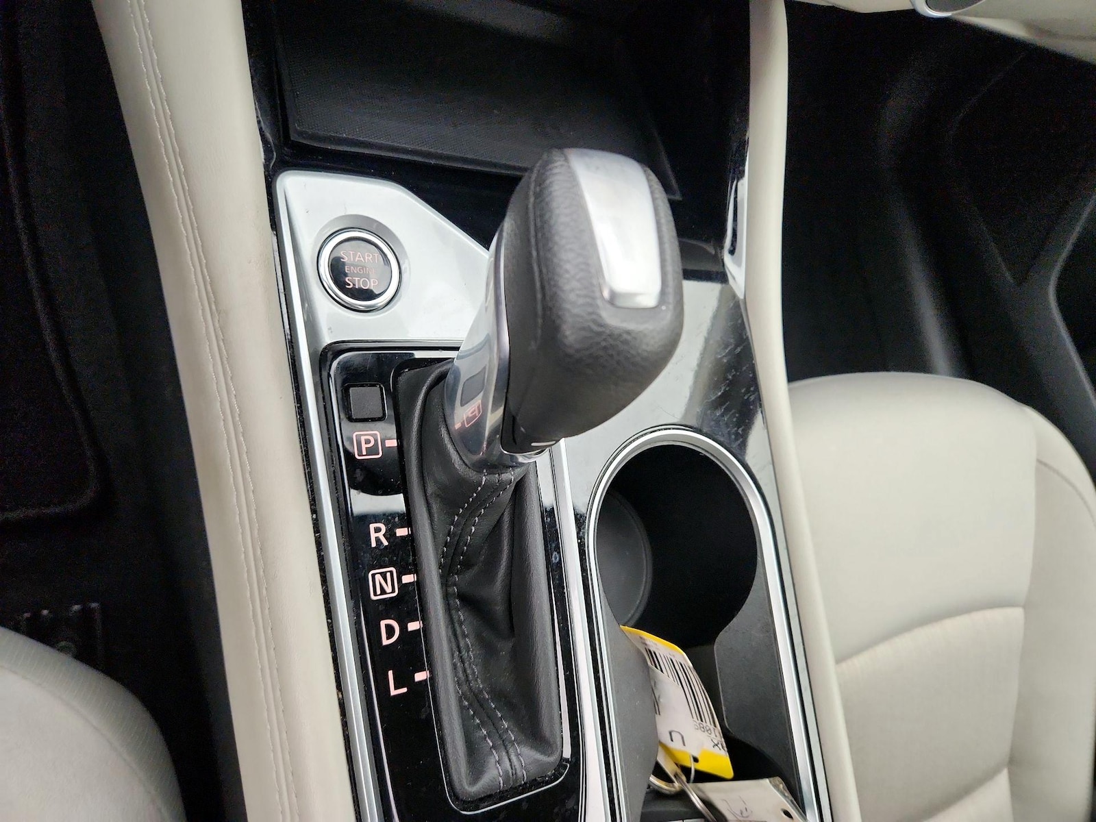 2023 Nissan Altima SV - Photo 18