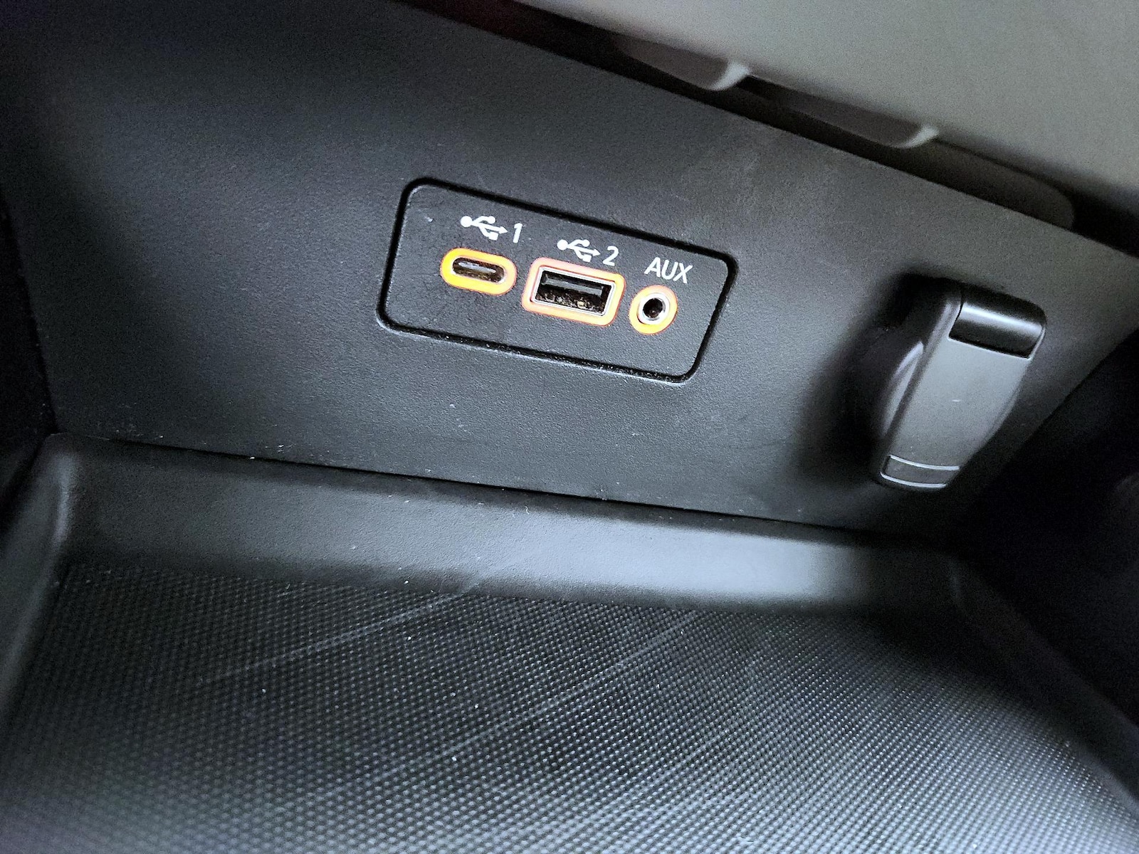 2023 Nissan Altima SV - Photo 19